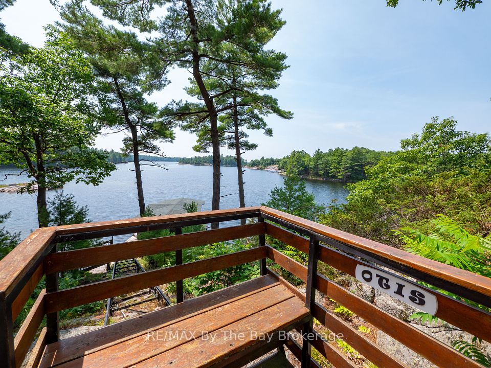 15598 GEORGIAN BAY SHORE