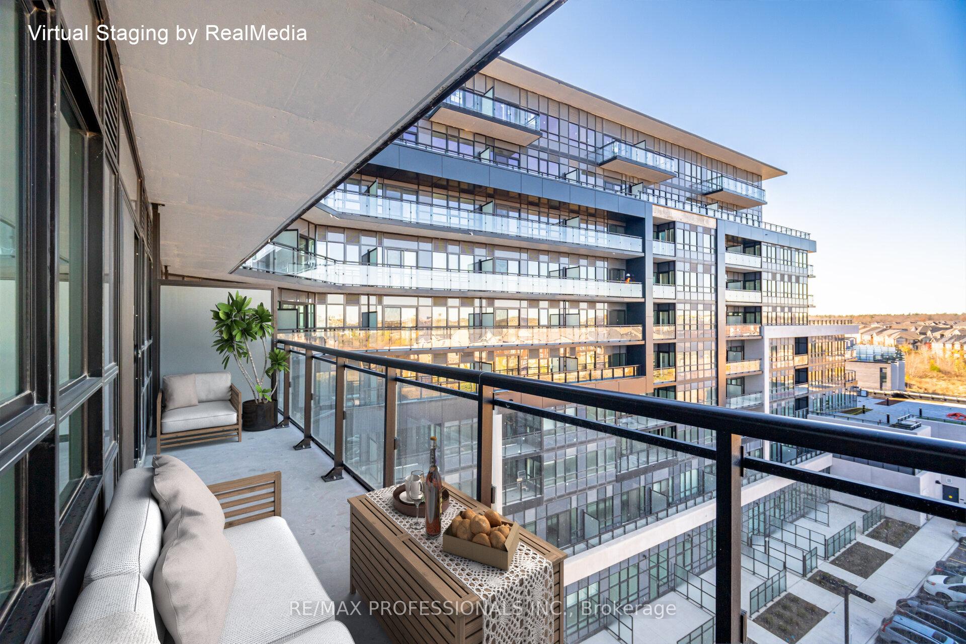 1 Bedroom Condo at 395 Dundas,  Oakville For sale