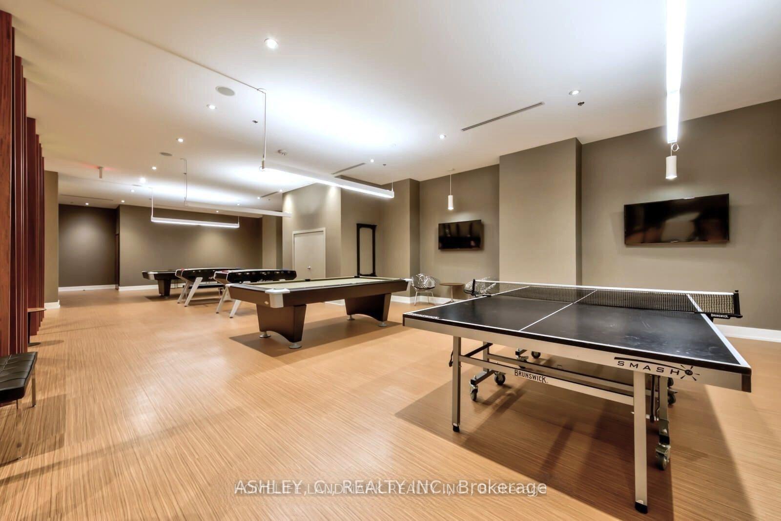 1 Bedroom Condo at 99 Foxbar,  Toronto For sale