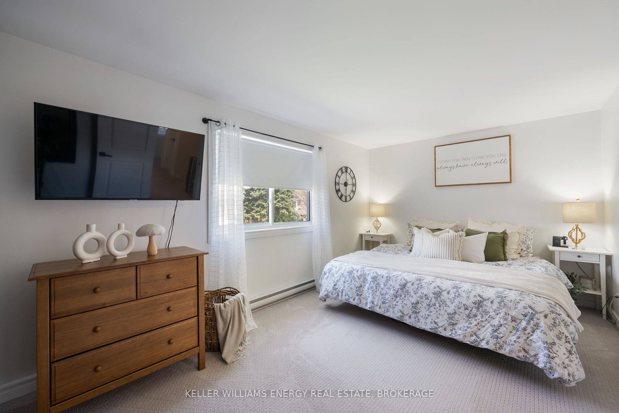 23 Stanley Drive, Port Hope, ON L1A 3W7