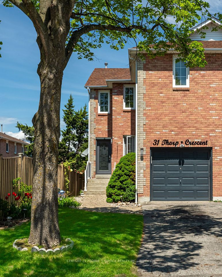31 Thorp Crescent