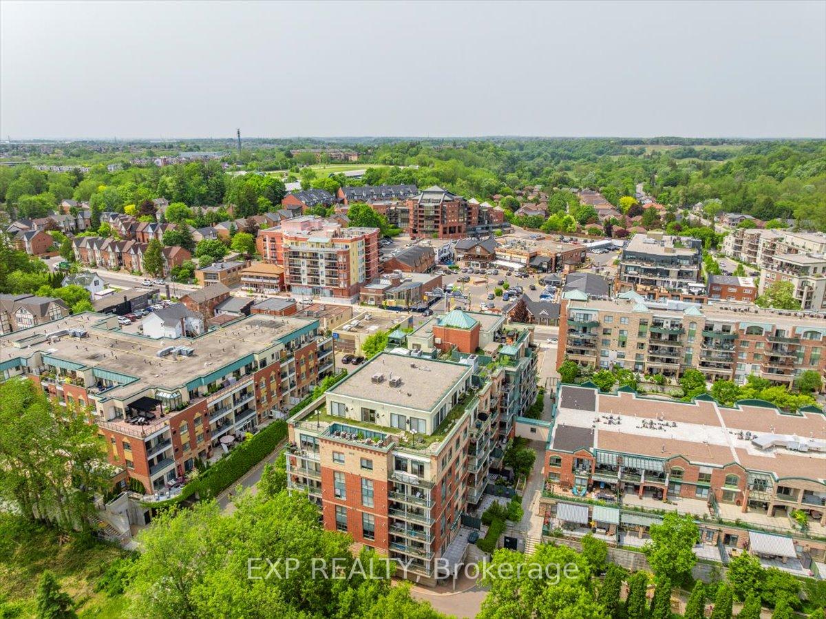 1 Bedroom Condo at 141 Woodbridge, Vaughan For sale