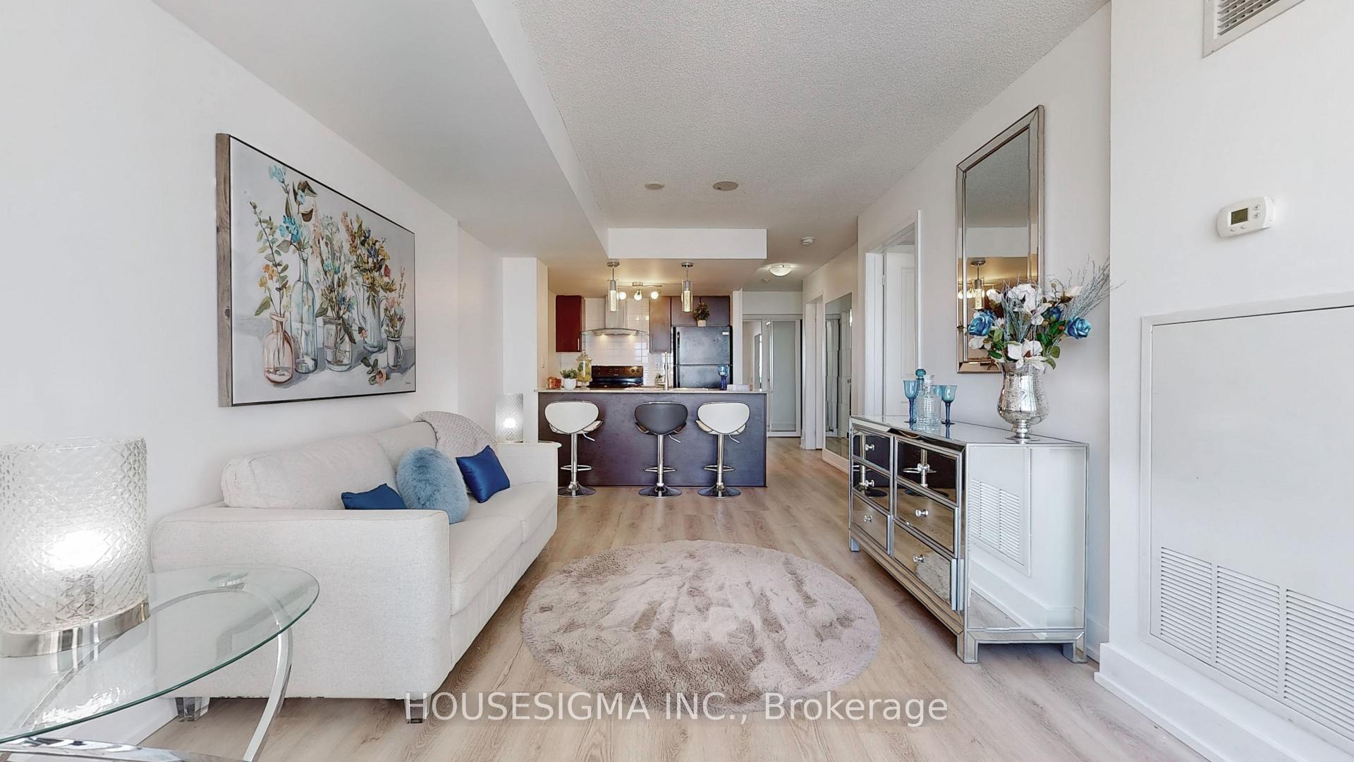 2 Bedrooms Condo at 190 Borough,  Toronto For sale