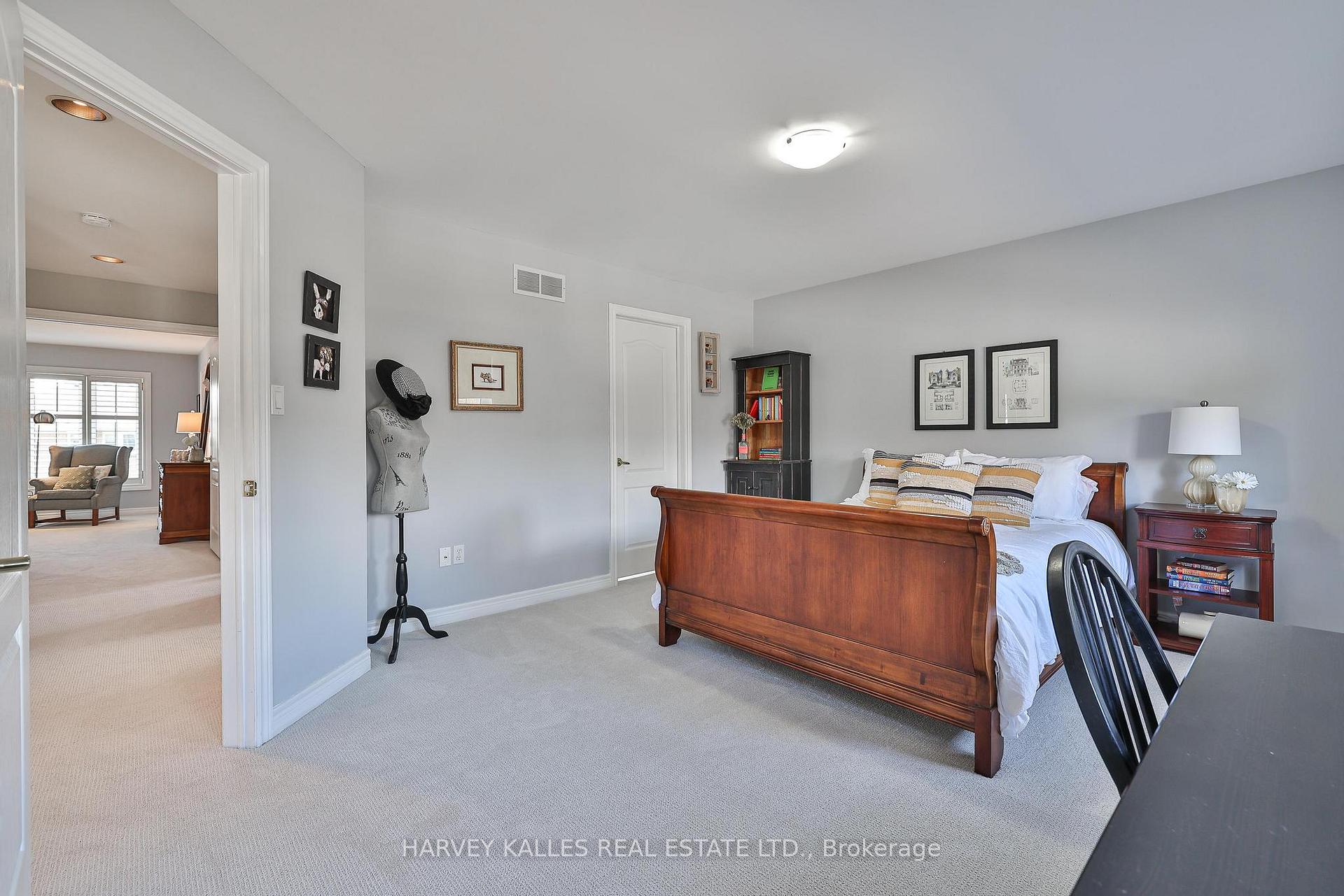 2048 Heatherwood Drive