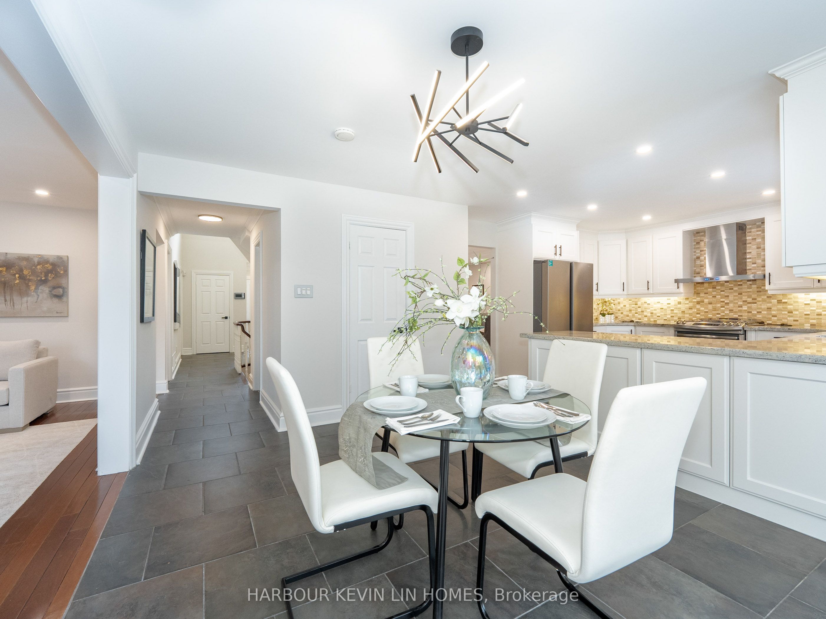 146 Valleymede Drive