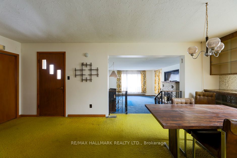 154 County Road 28, Prince Edward County, ON K8N 4Z7