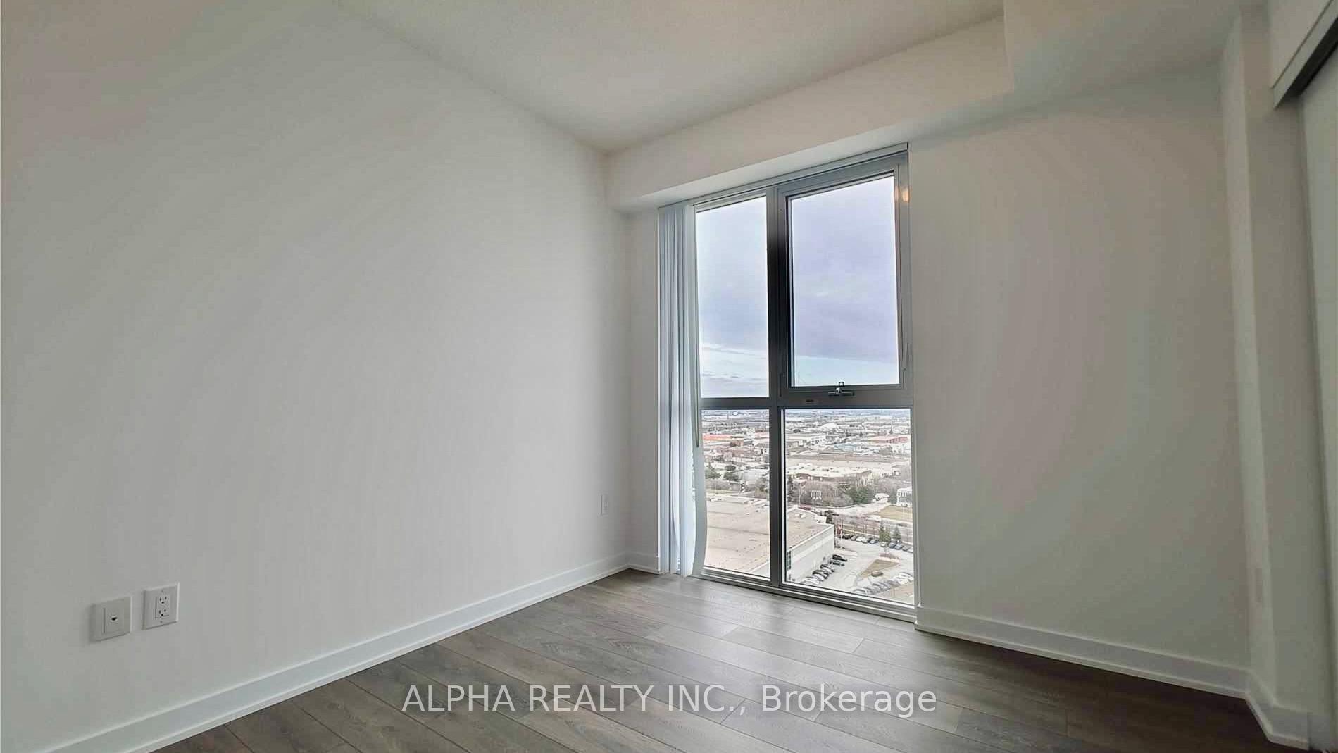 1 Bedroom Condo at 38 Honeycrisp,  Vaughan For sale