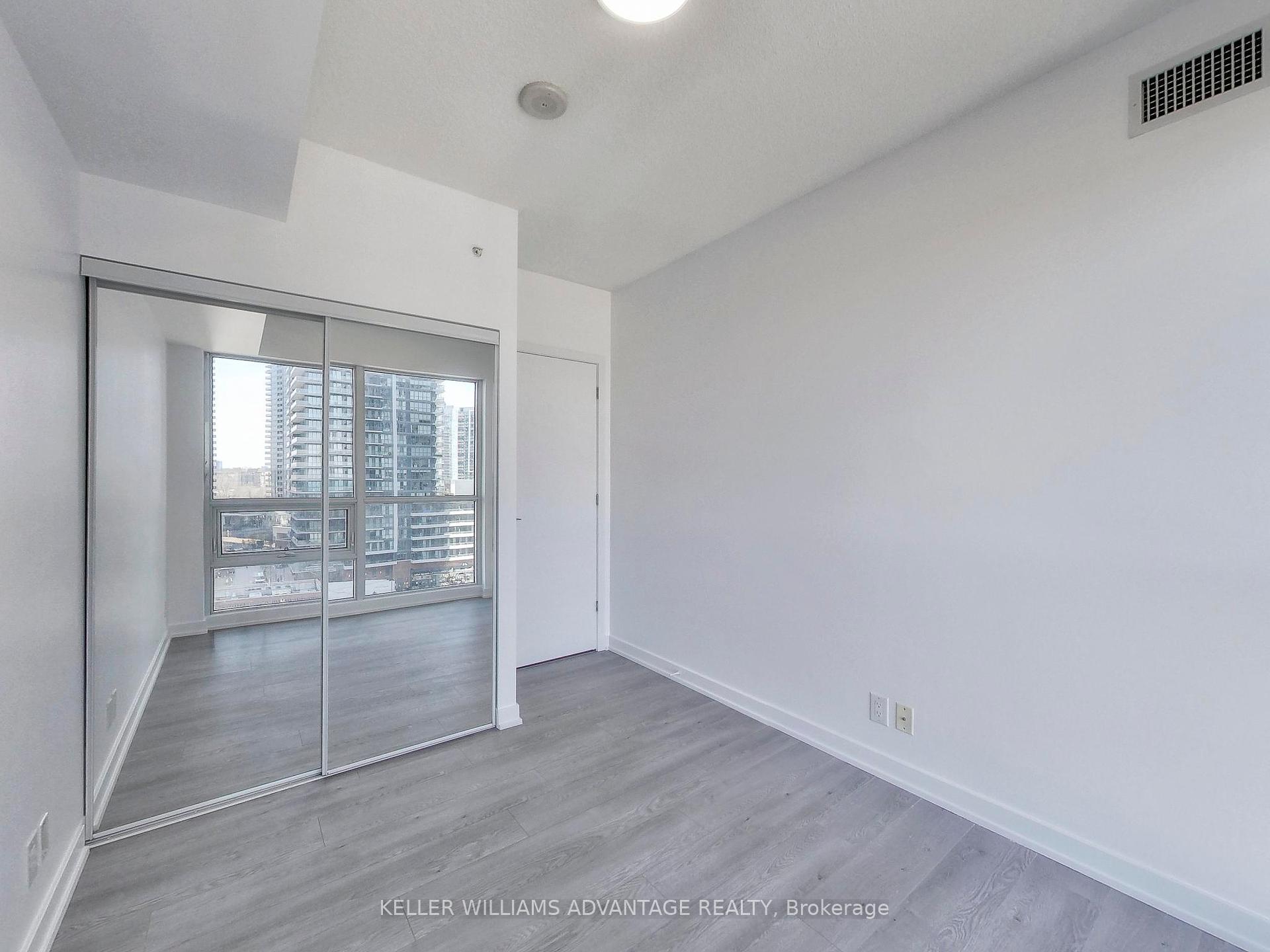 2 Bedrooms Condo at 2200 Lake Shore, Toronto For sale