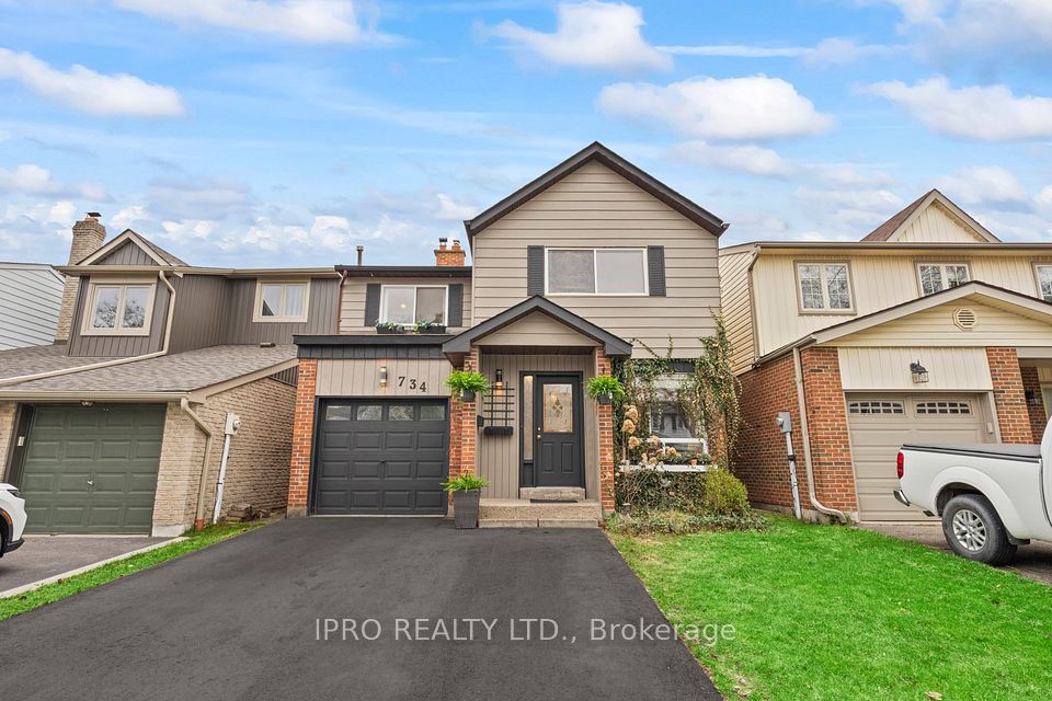 734 Briar