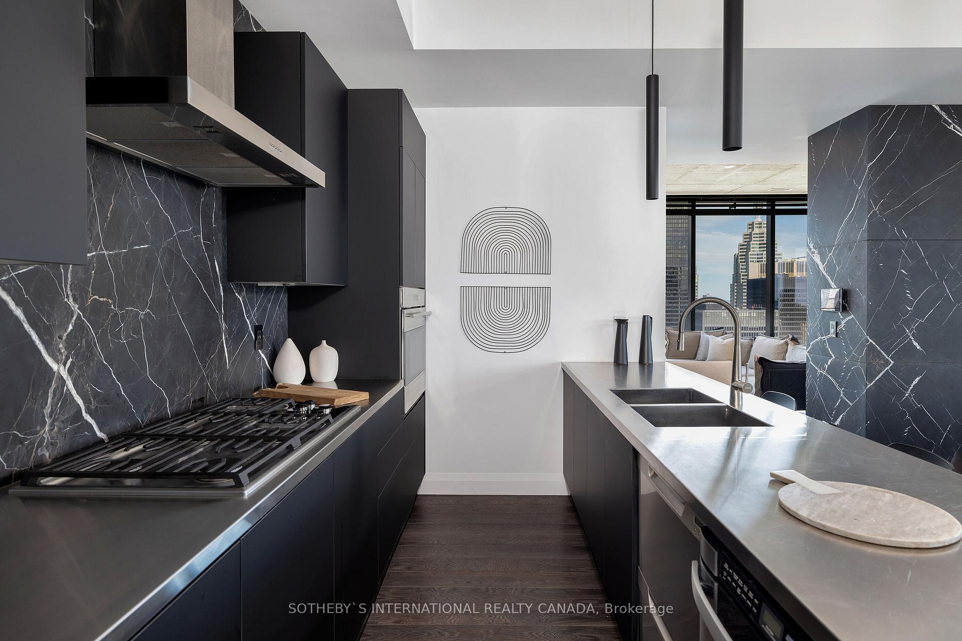 4 Bedrooms Condo at 224 King,  Toronto For sale