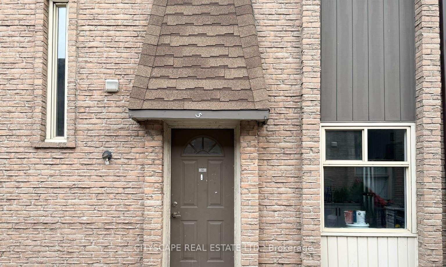 3 Bedrooms Condo at 16 Rexdale, Toronto For sale