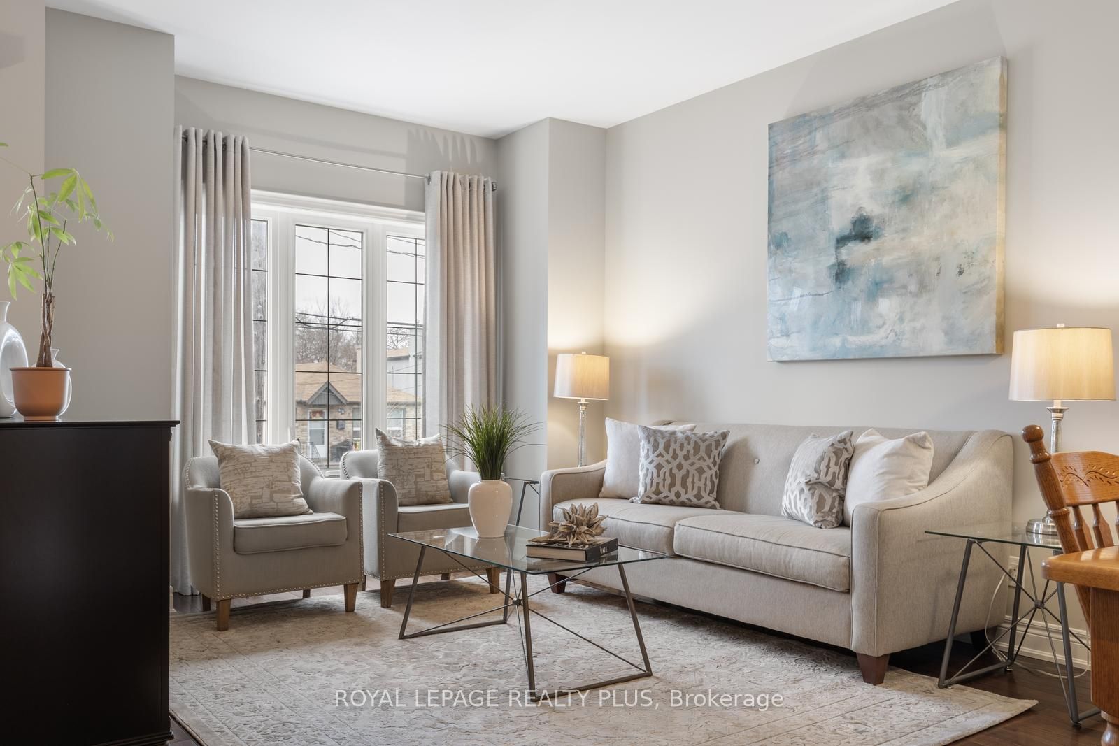 45 Elder Avenue, Toronto, ON M8W 1S3