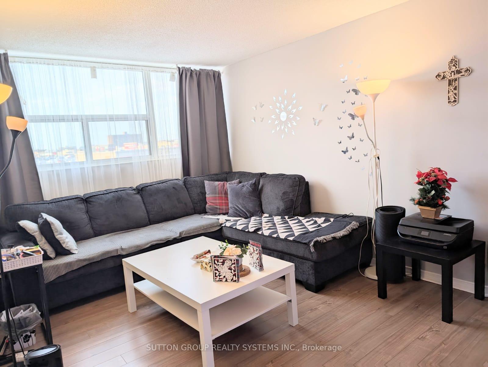 2 Bedrooms Condo at 2900 Battleford, Mississauga For sale