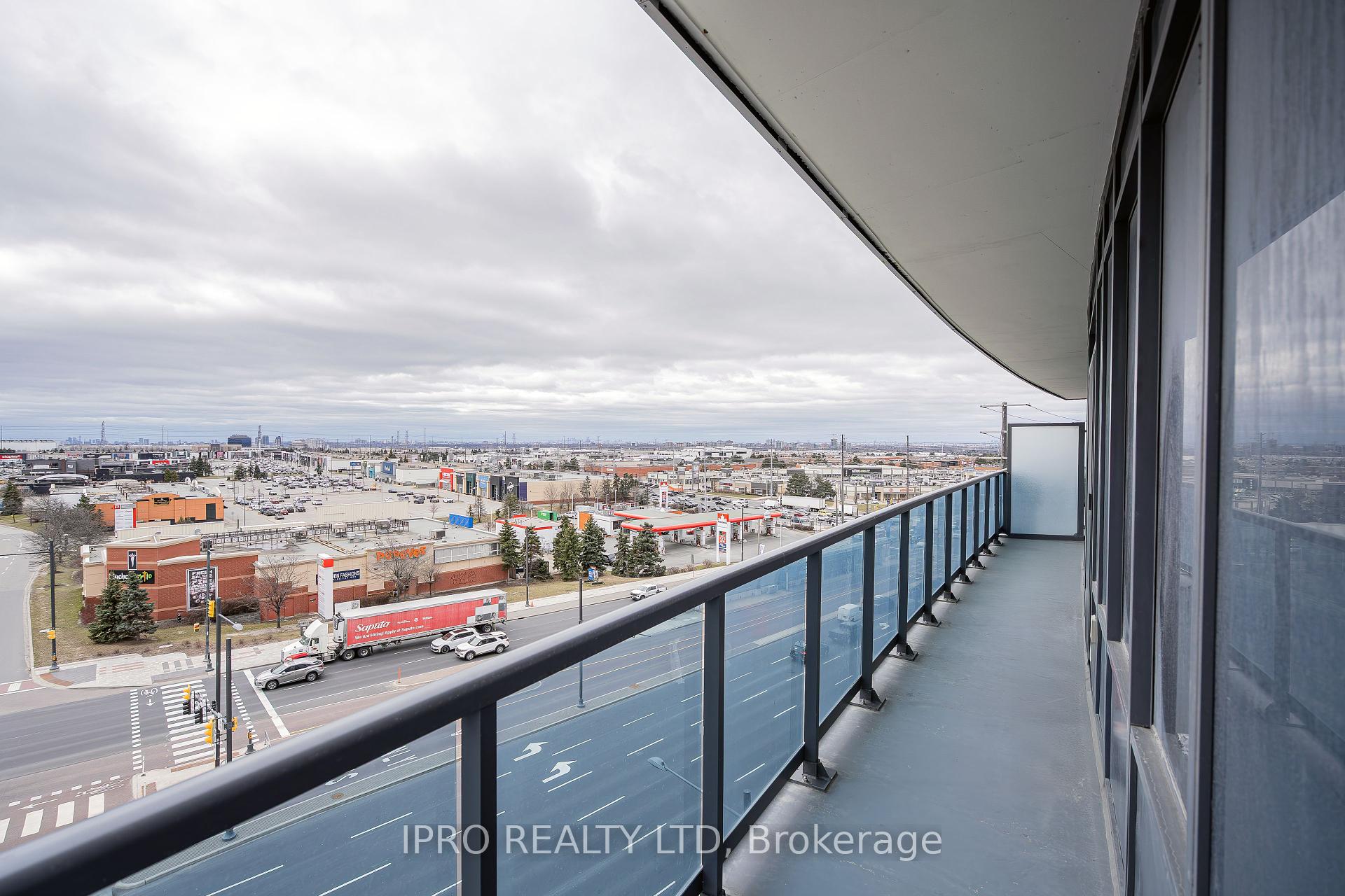 2 Bedrooms Condo at 3600 Hwy 7,  Vaughan For sale