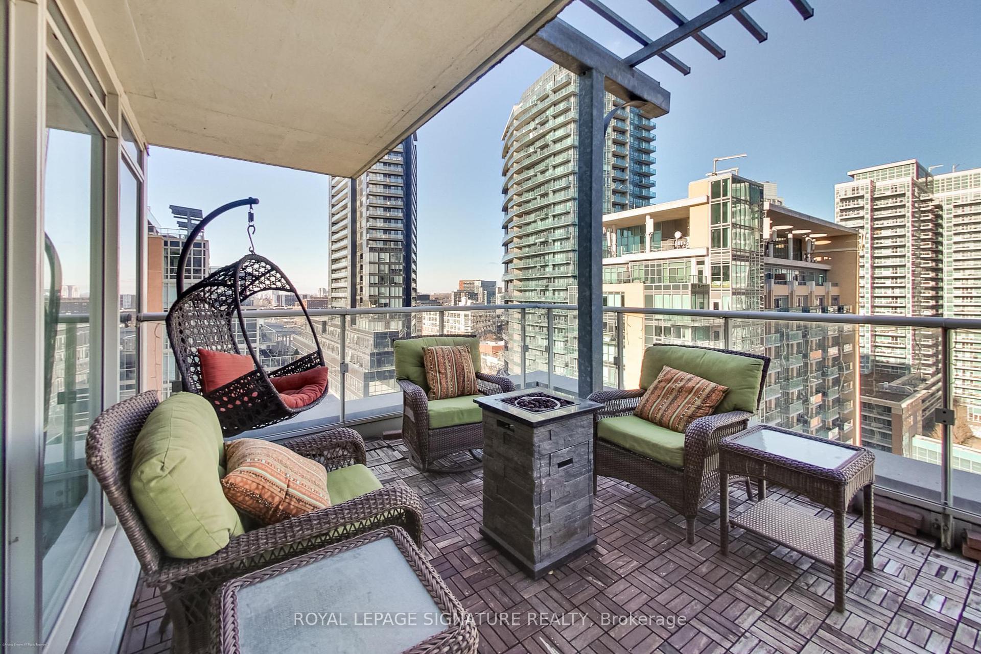 3 Bedrooms Condo at 75 East Liberty, Toronto For sale