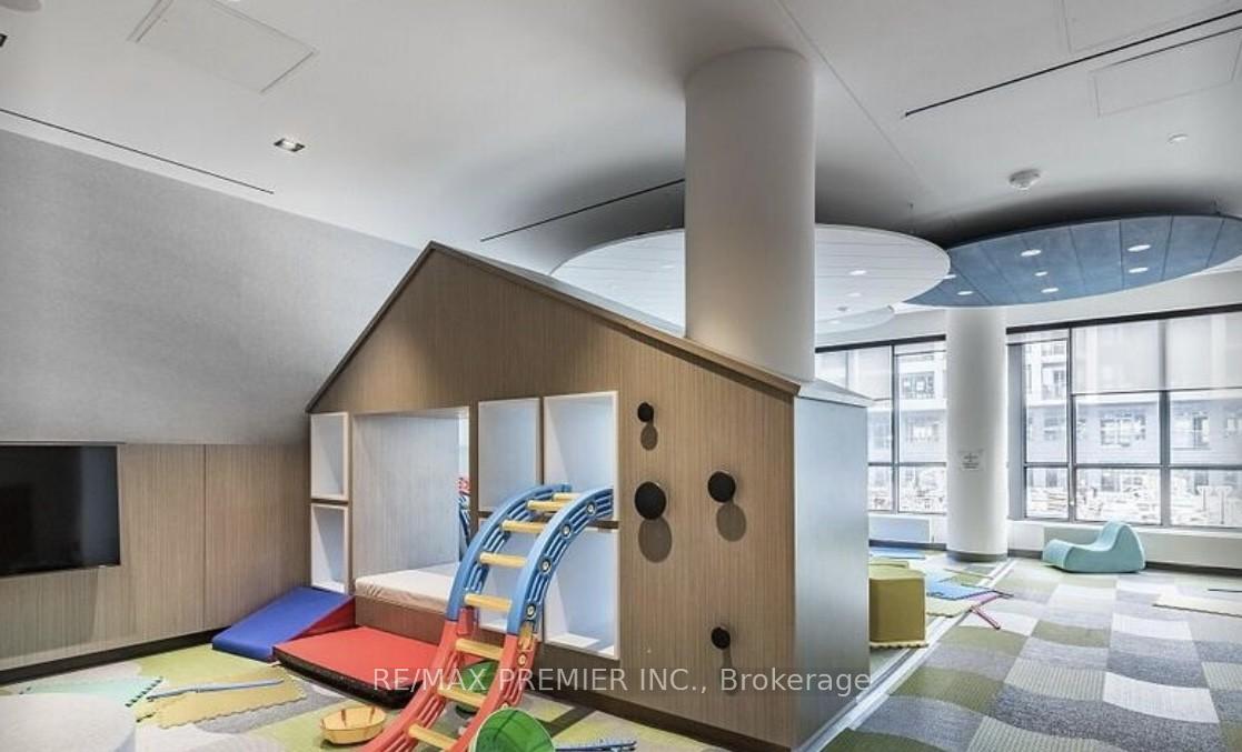 2 Bedrooms Condo at 225 Sumach,  Toronto For sale