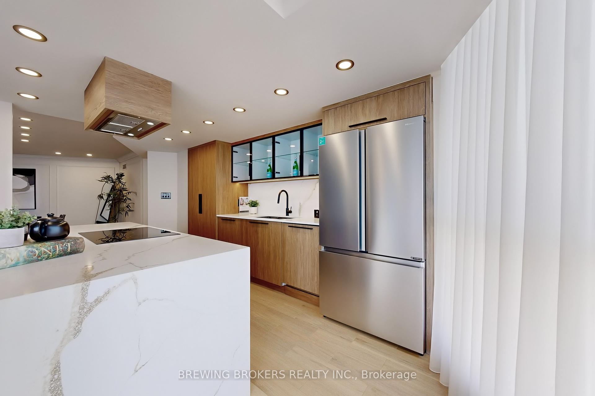 2 Bedrooms Condo at 85 Skymark, Toronto For sale