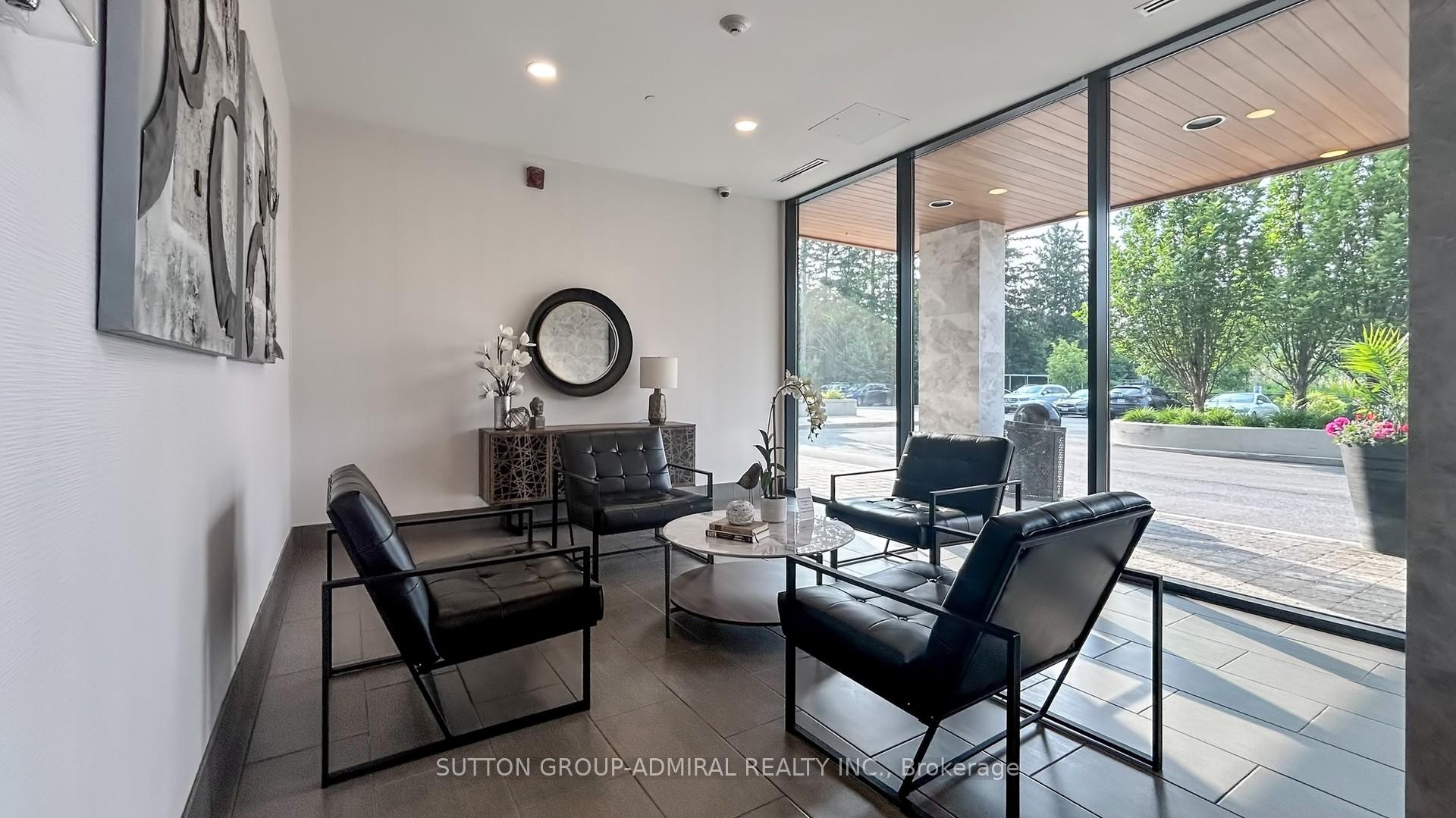 2 Bedrooms Condo at 4700 Highway 7, Vaughan For sale