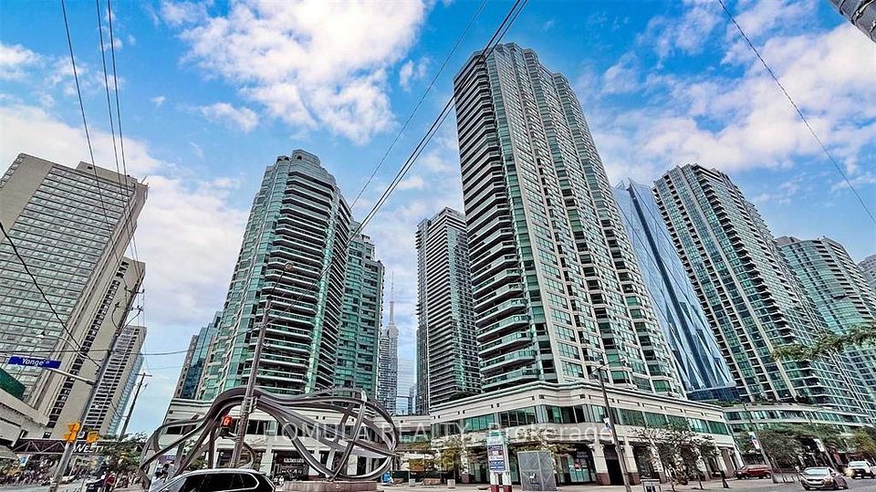 10 Yonge