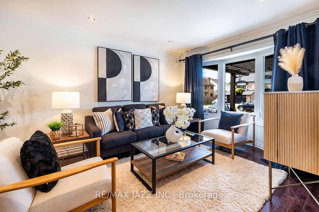 3 Rosewood Court