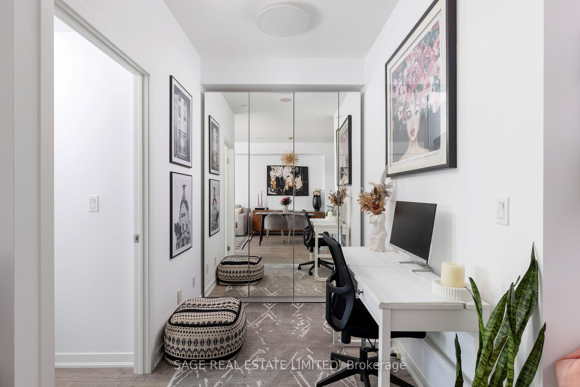 2 Bedrooms Condo at 150 East Liberty, Toronto For sale