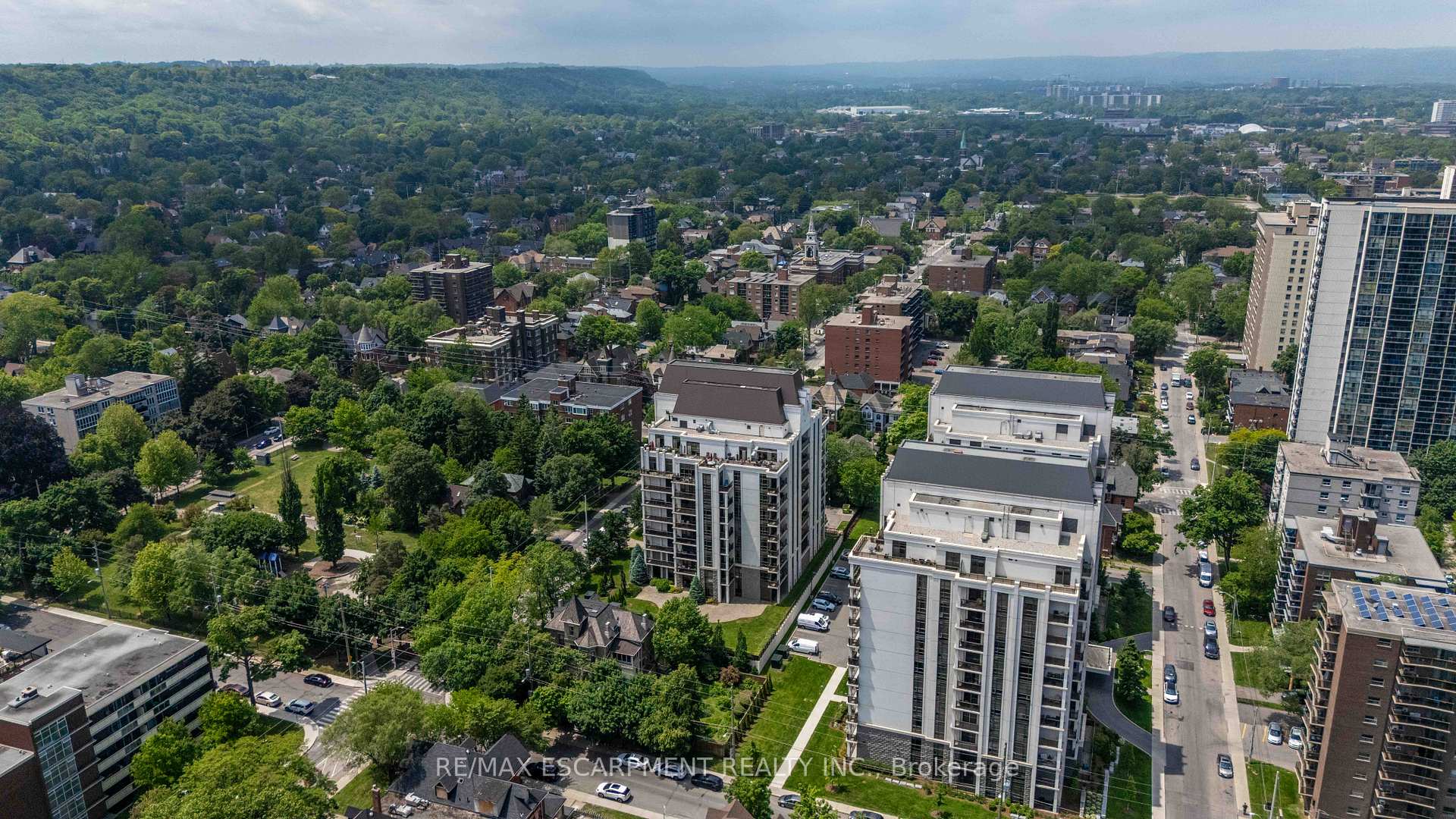 1 Bedroom Condo at 90 CHARLTON, Hamilton For sale