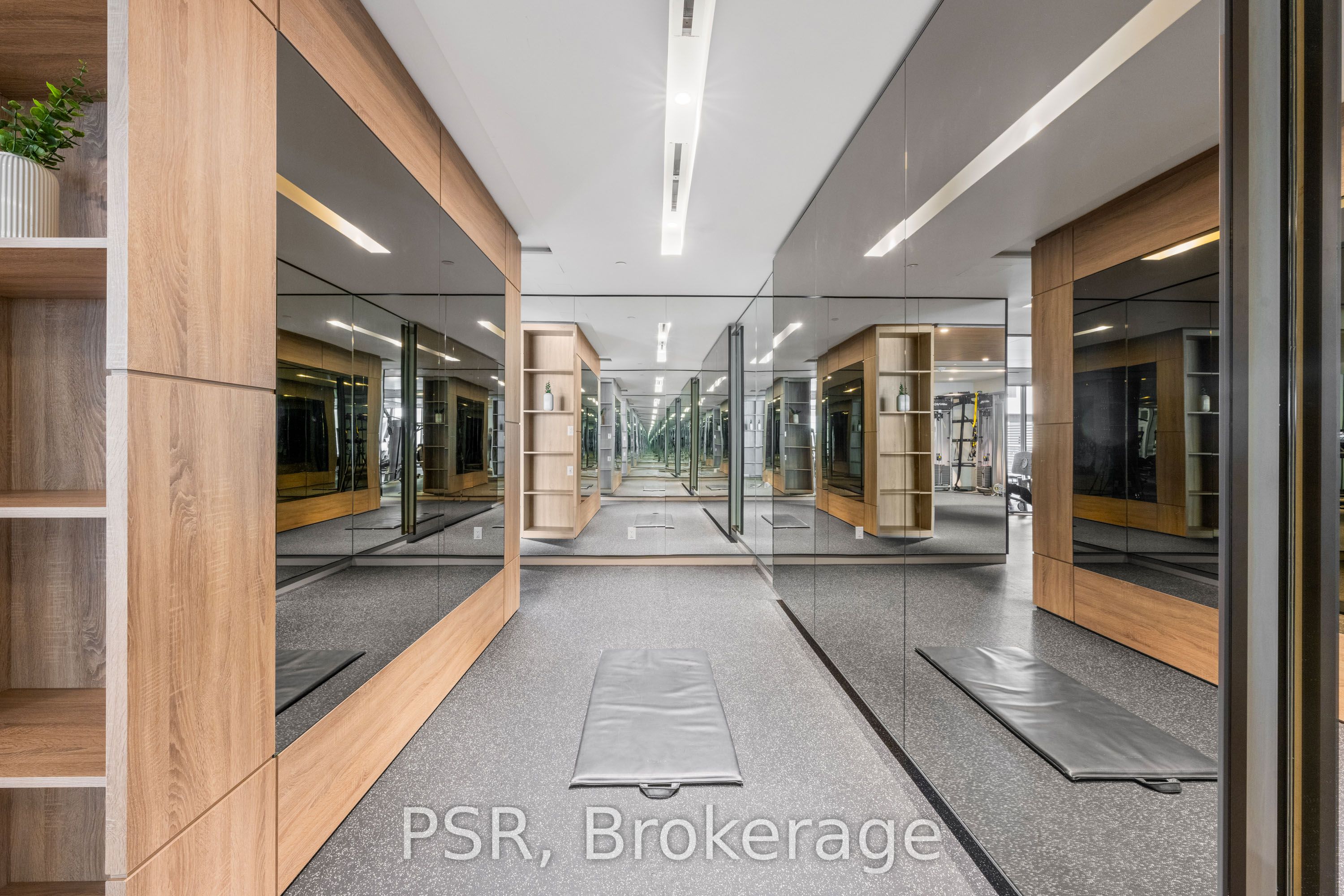 11 Ordnance Street, #1111