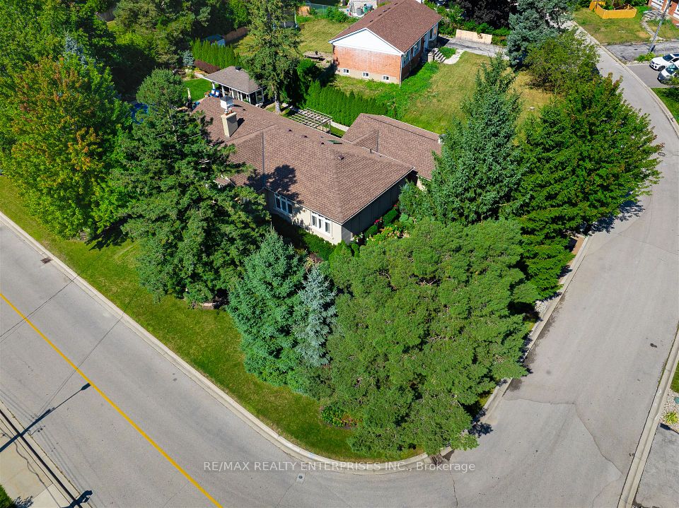 1522 Glenhill