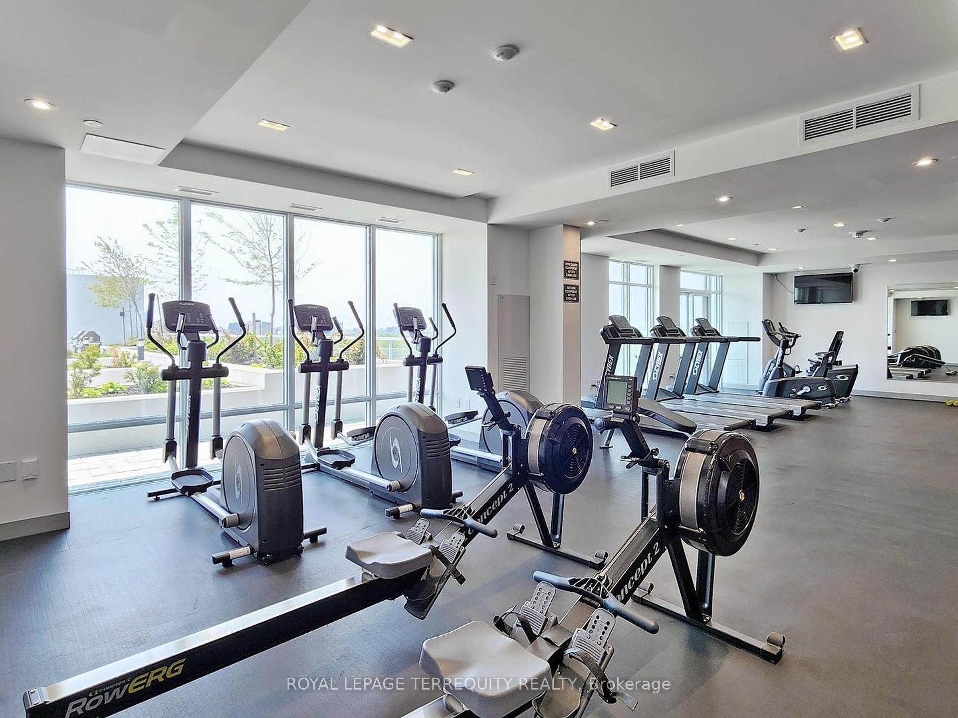 2 Bedrooms Condo at 3220 Sheppard, Toronto For sale