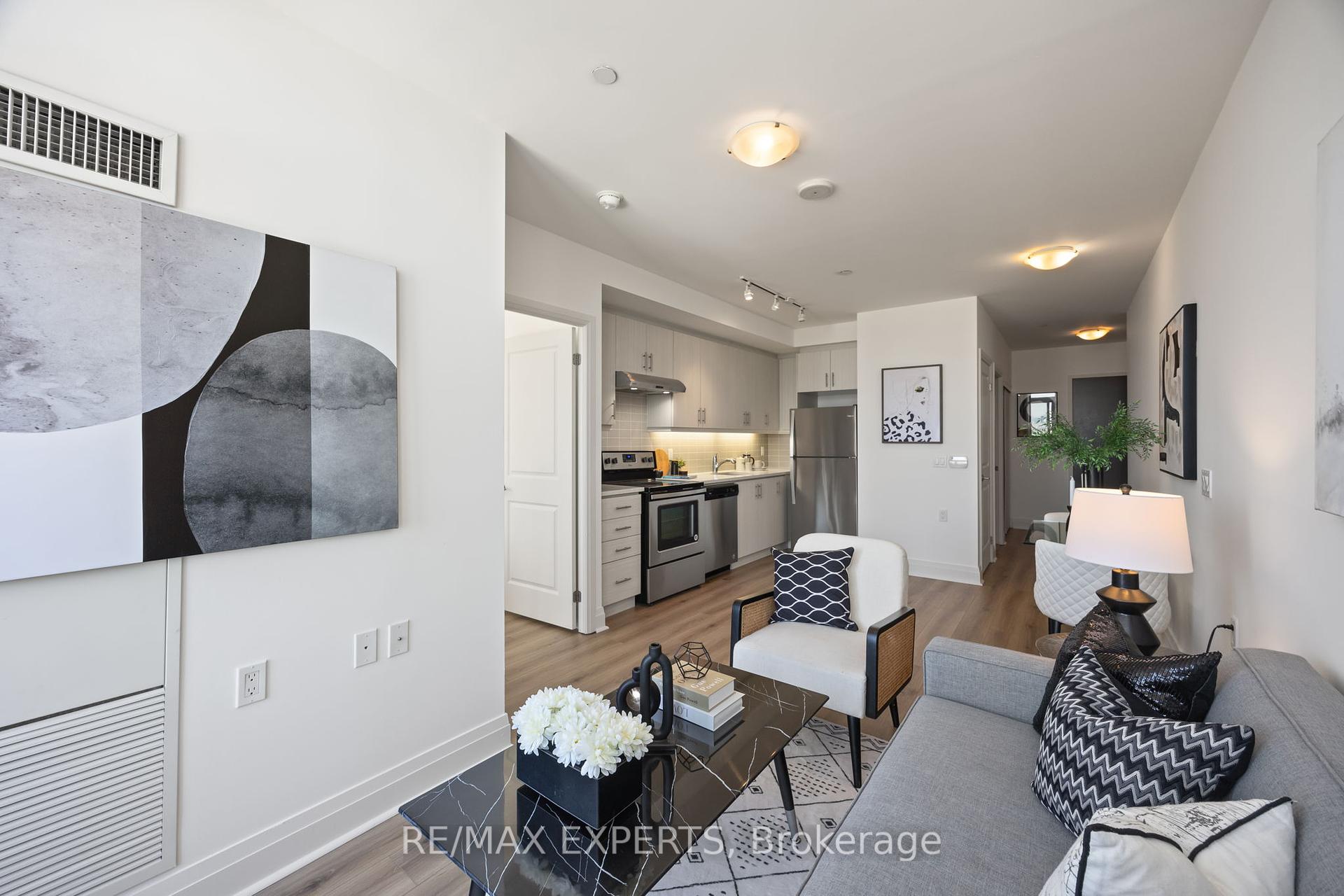 1 Bedroom Condo at 17 Zorra, Toronto For sale