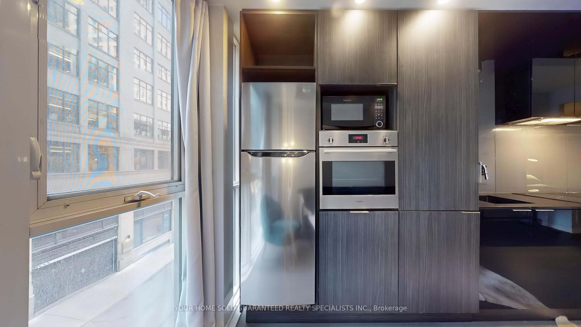 1 Bedroom Condo at 70 Temperance, Toronto For sale