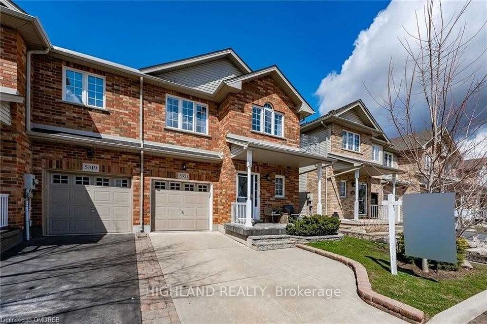5321 Applegarth