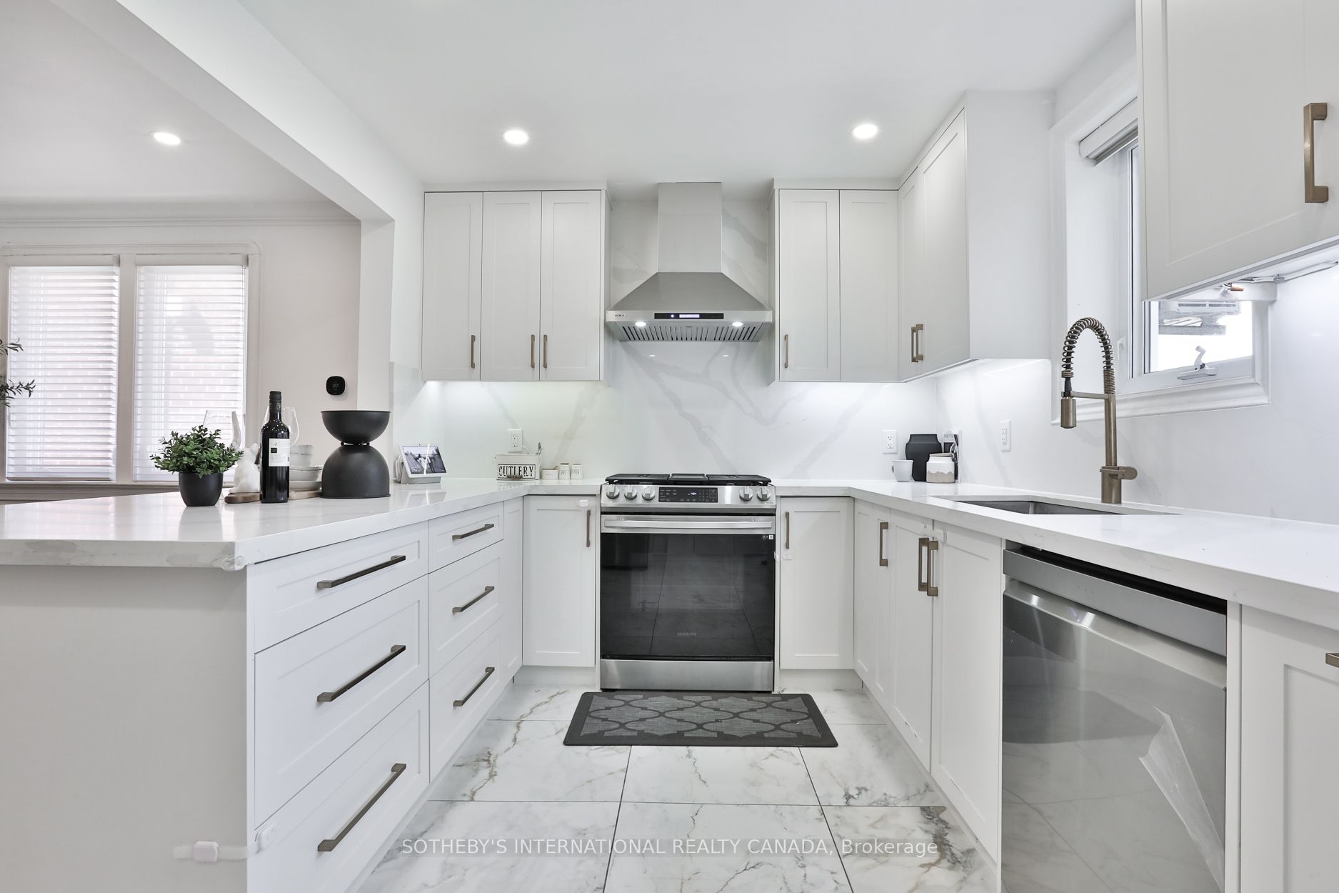 389 Arlington Avenue