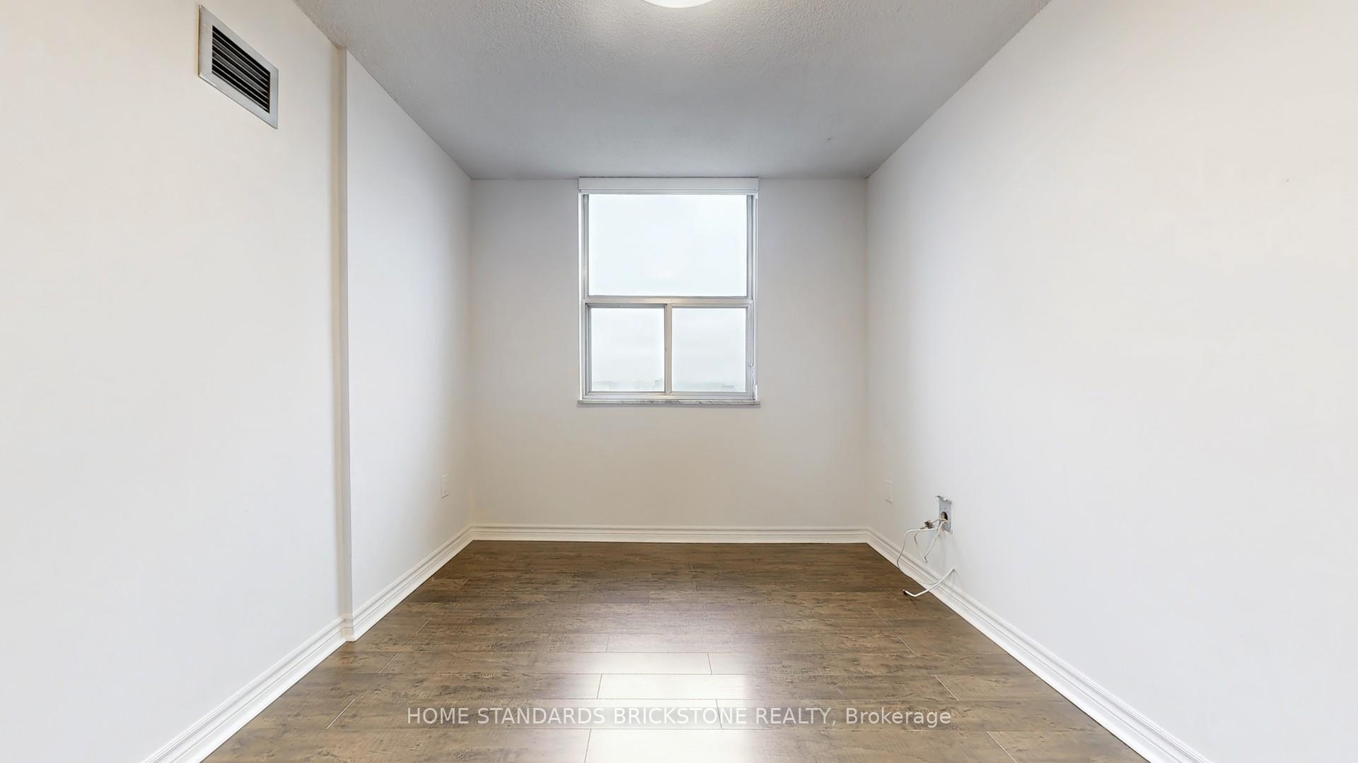 3 Bedrooms Condo at 205 Hilda, Toronto For sale