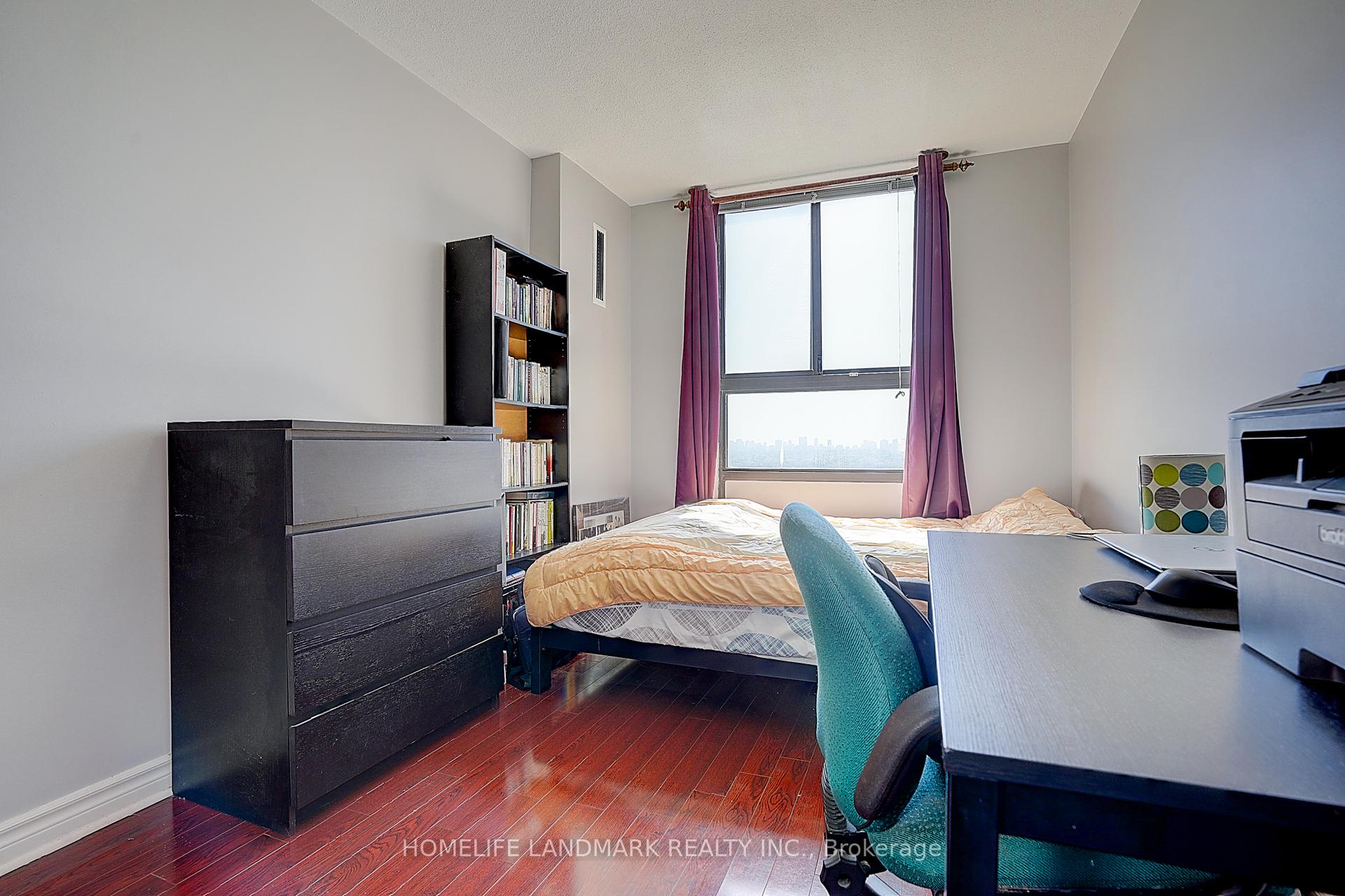 2 Bedrooms Condo at 350 Seneca Hill, Toronto For sale
