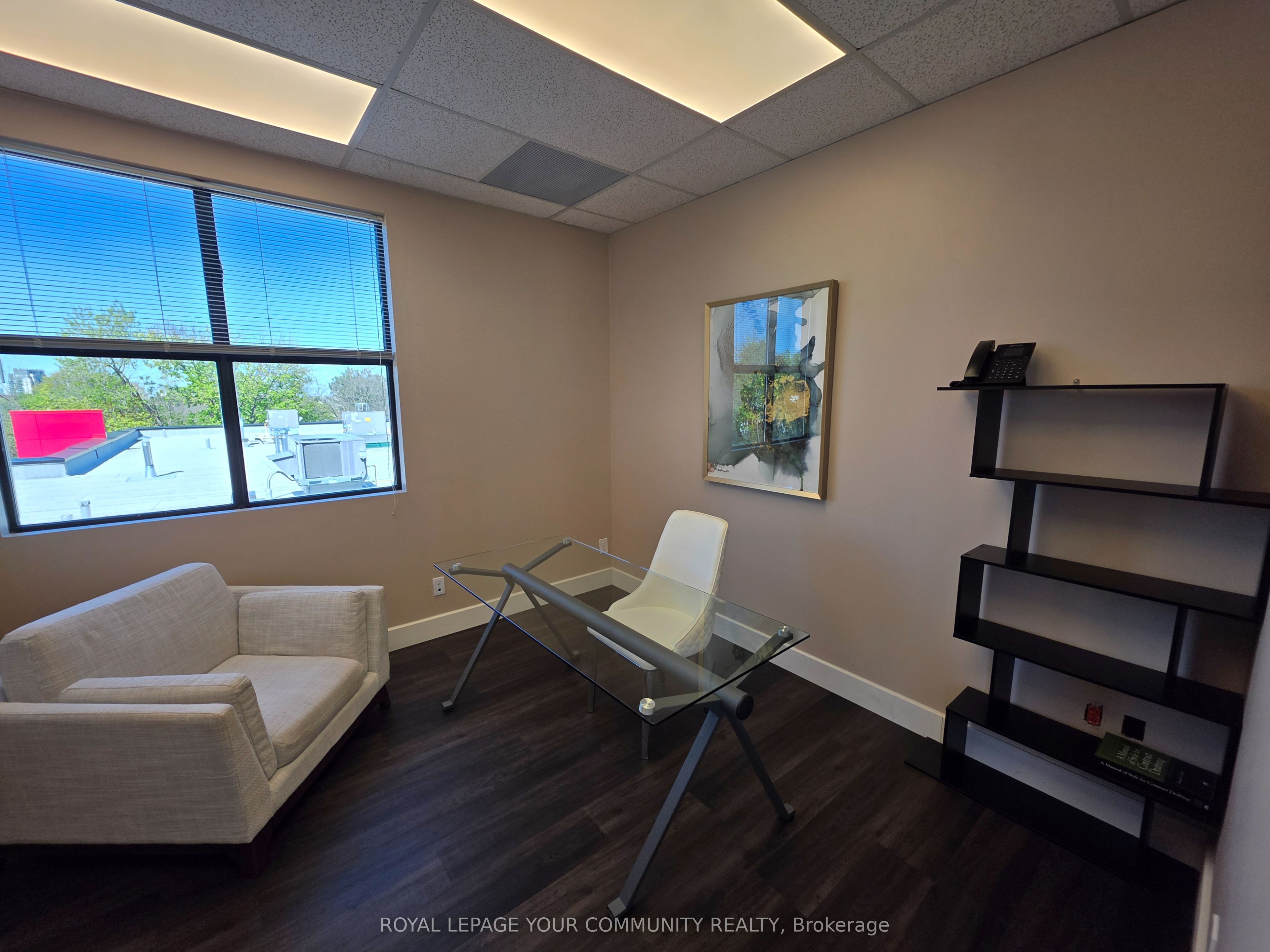 2155 Dunwin Drive, #Dr 31-32