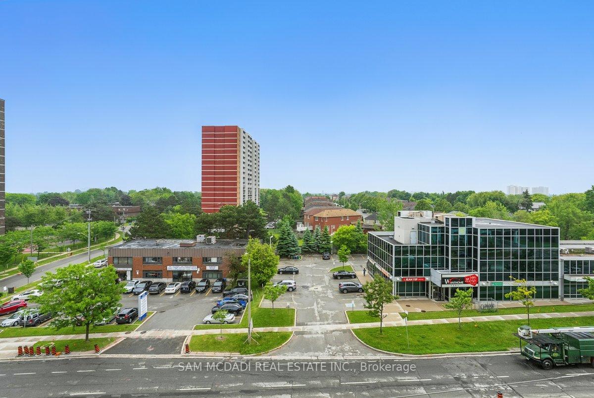 2 Bedrooms Condo at 3220 Sheppard, Toronto For sale