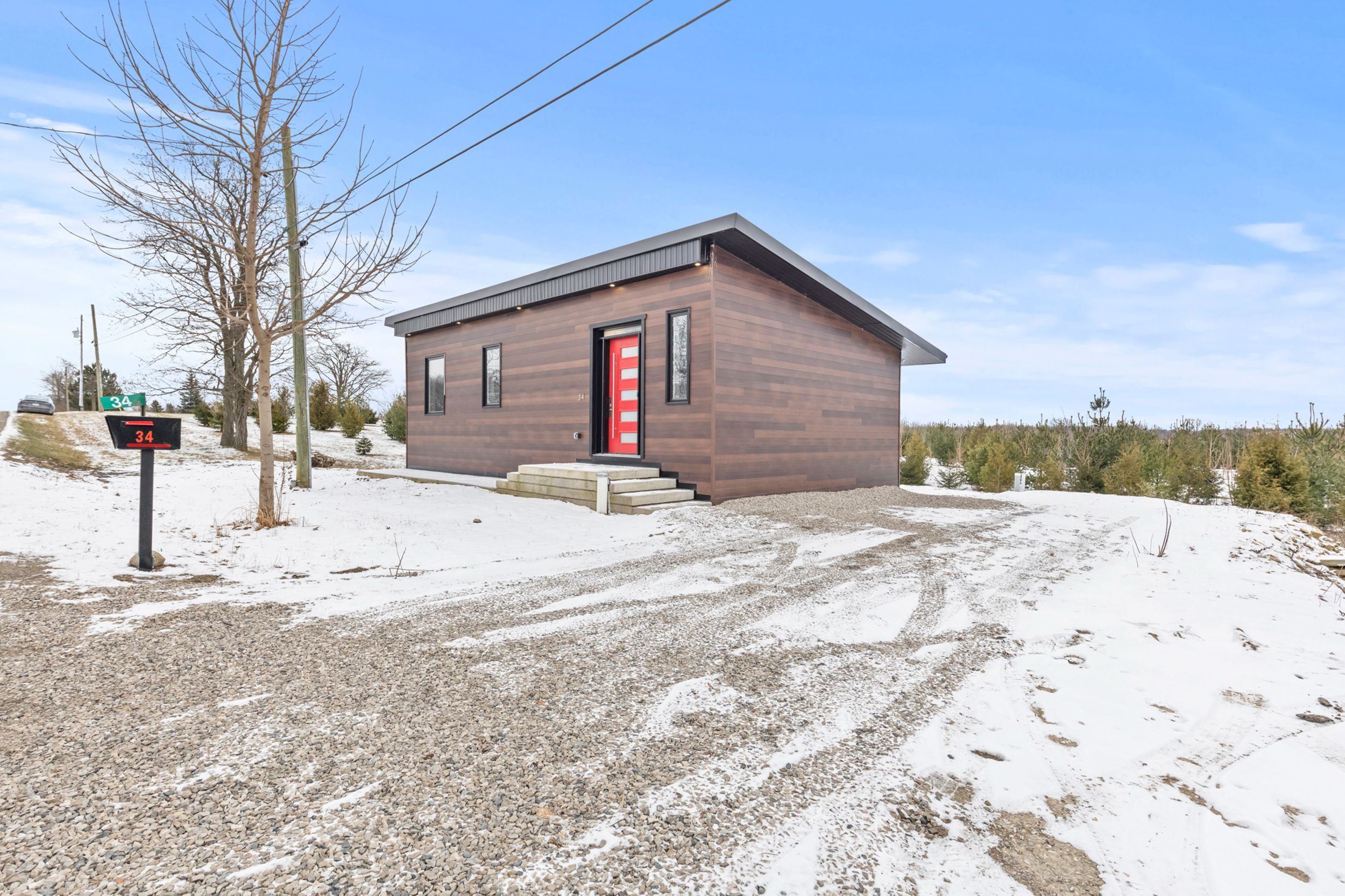 34 Indiana Road Haldimand Ontario N0A 1H0