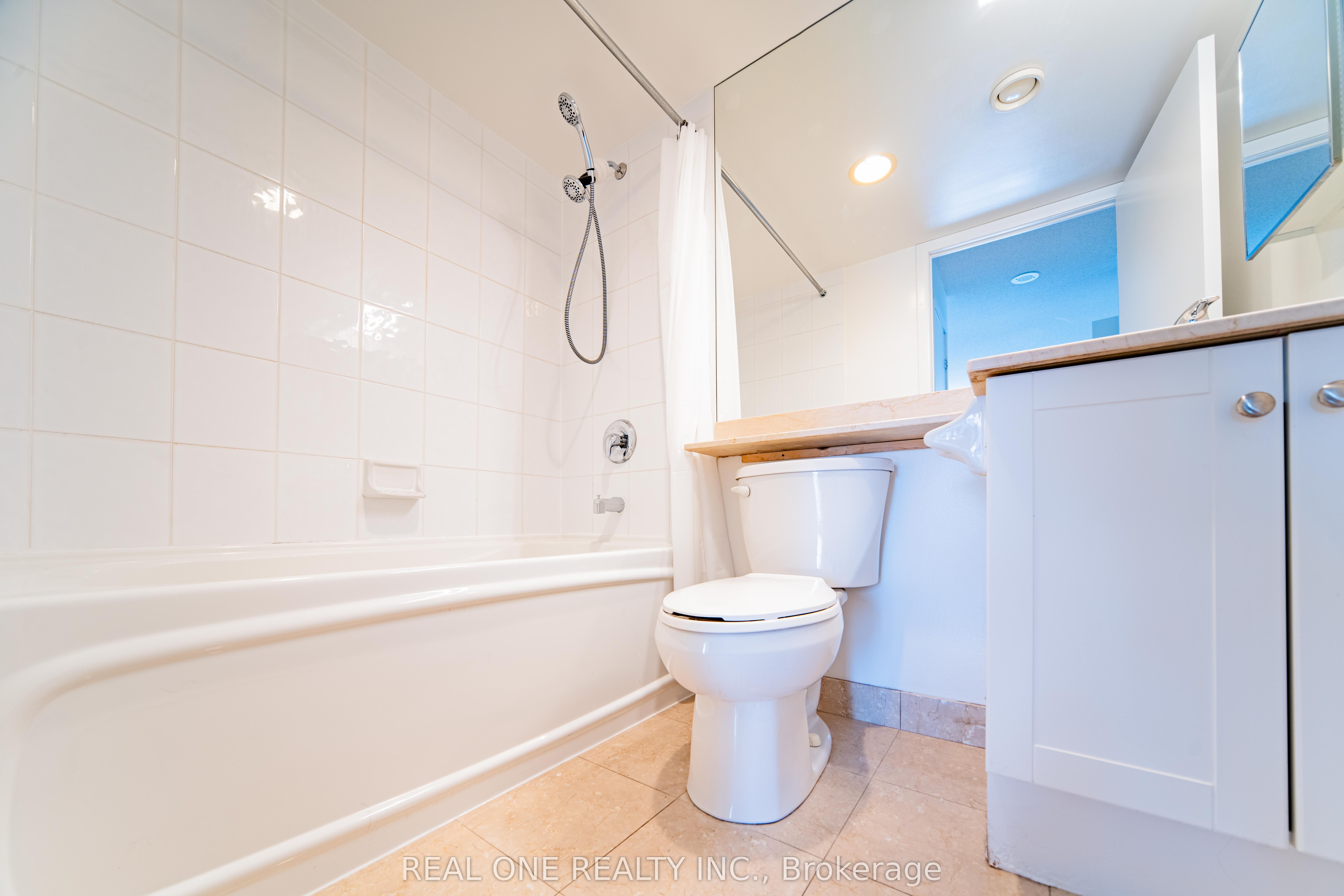 210 Victoria Street, #2404