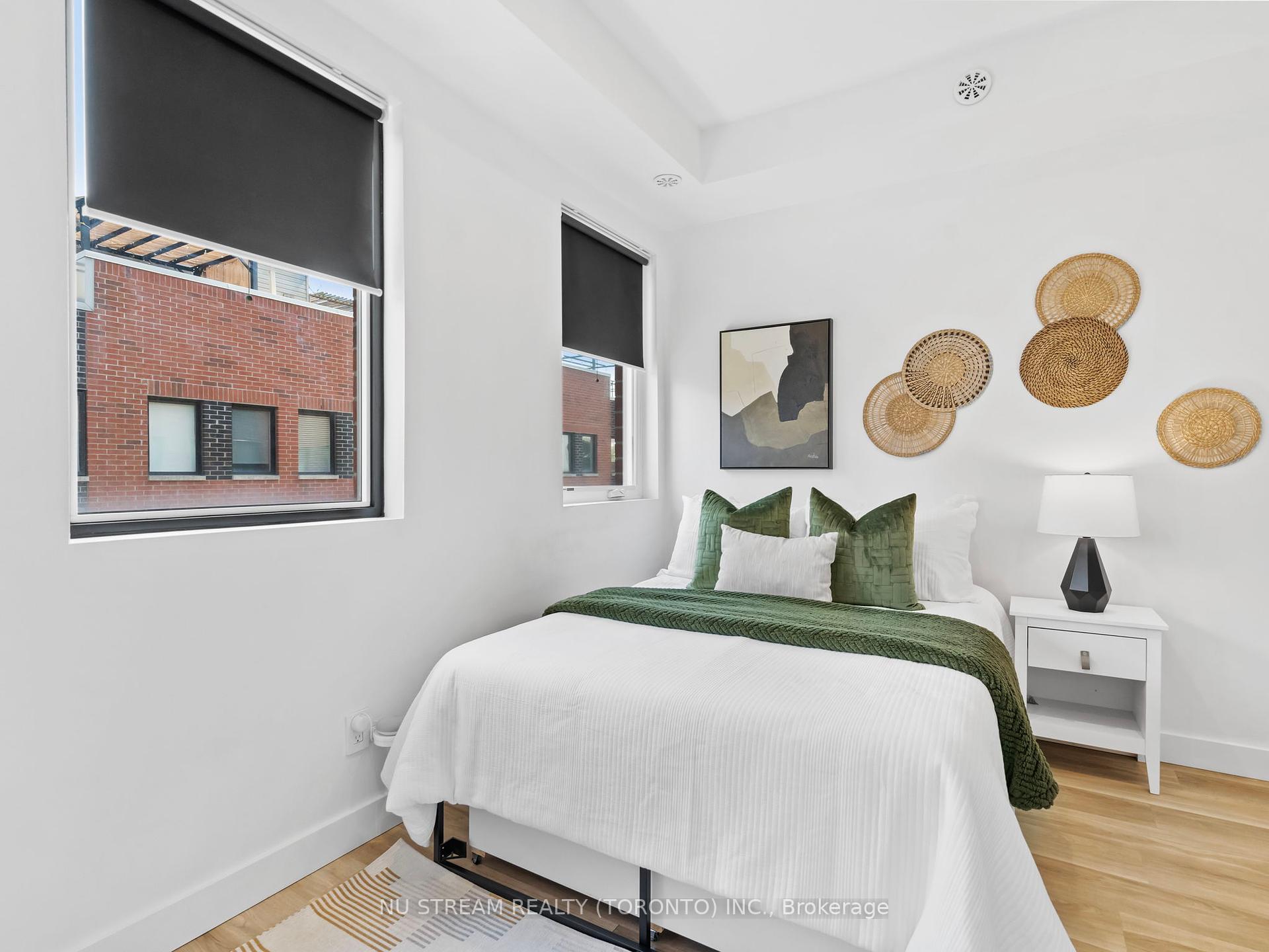 2 Bedrooms Condo at 873 Wilson, Toronto For sale