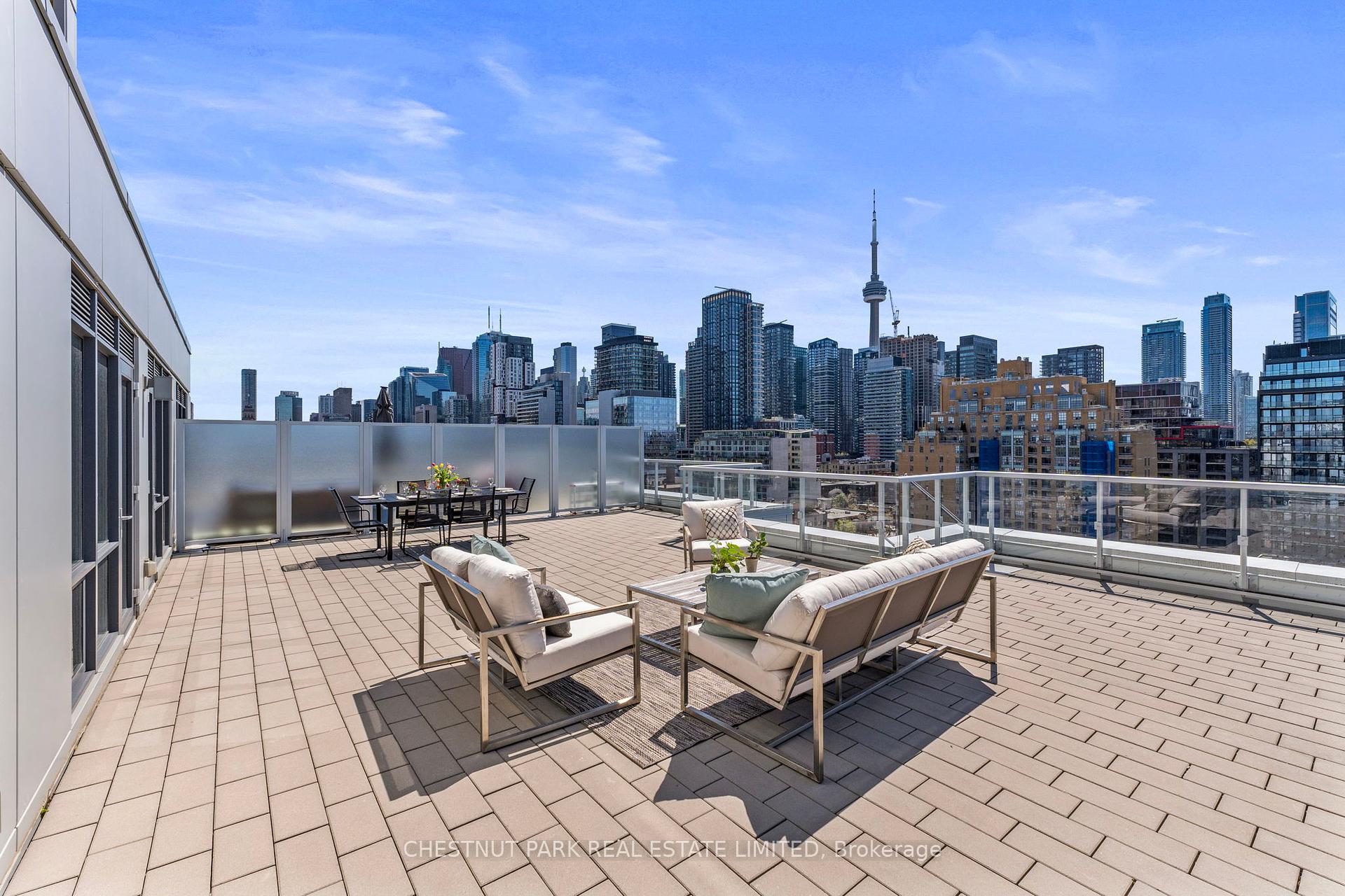 3 Bedrooms Condo at 38 Cameron, Toronto For sale