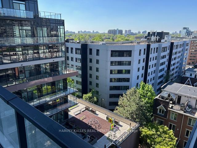 285 Dufferin Street 703