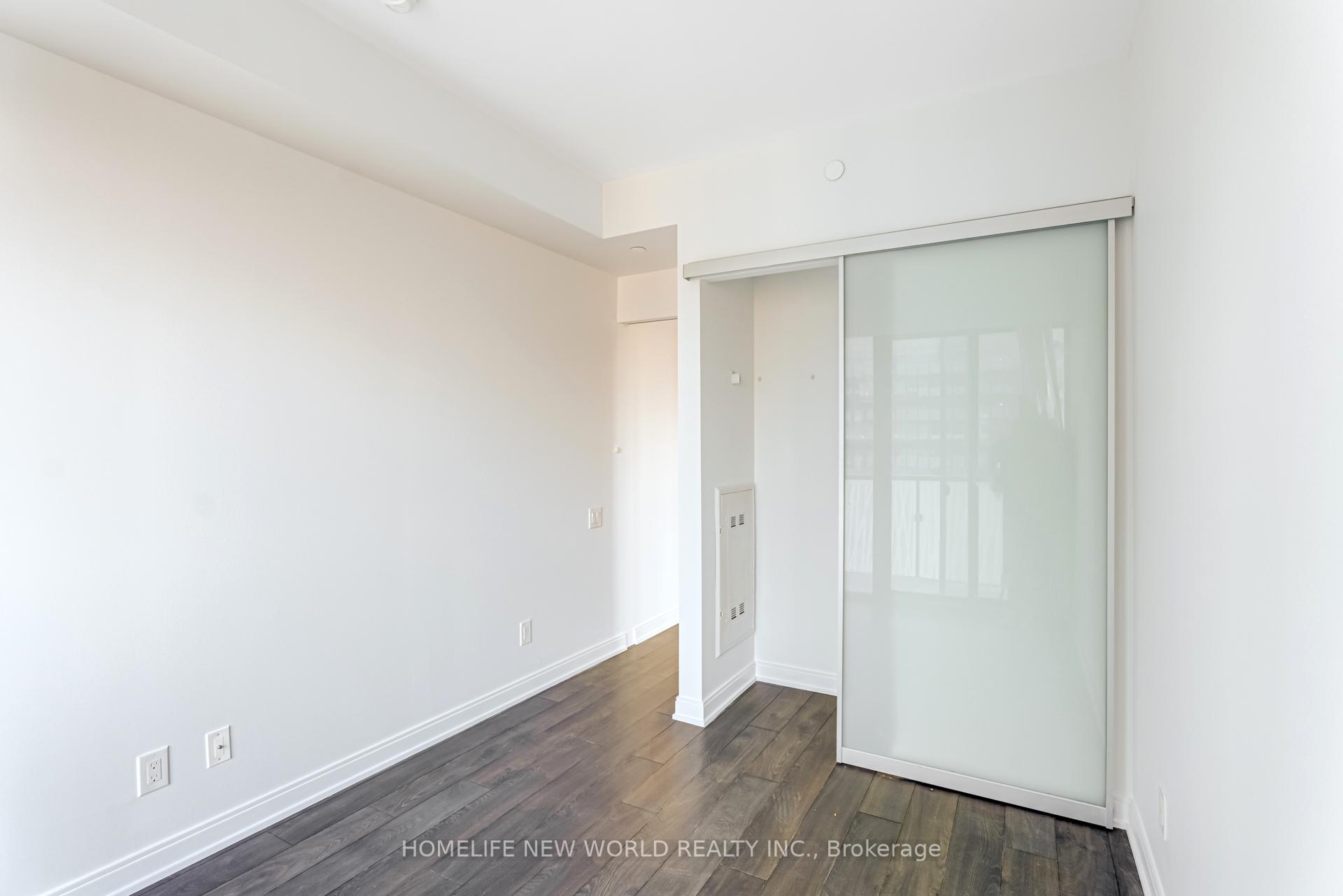 1 Bedroom Condo at 50 Charles, Toronto For sale