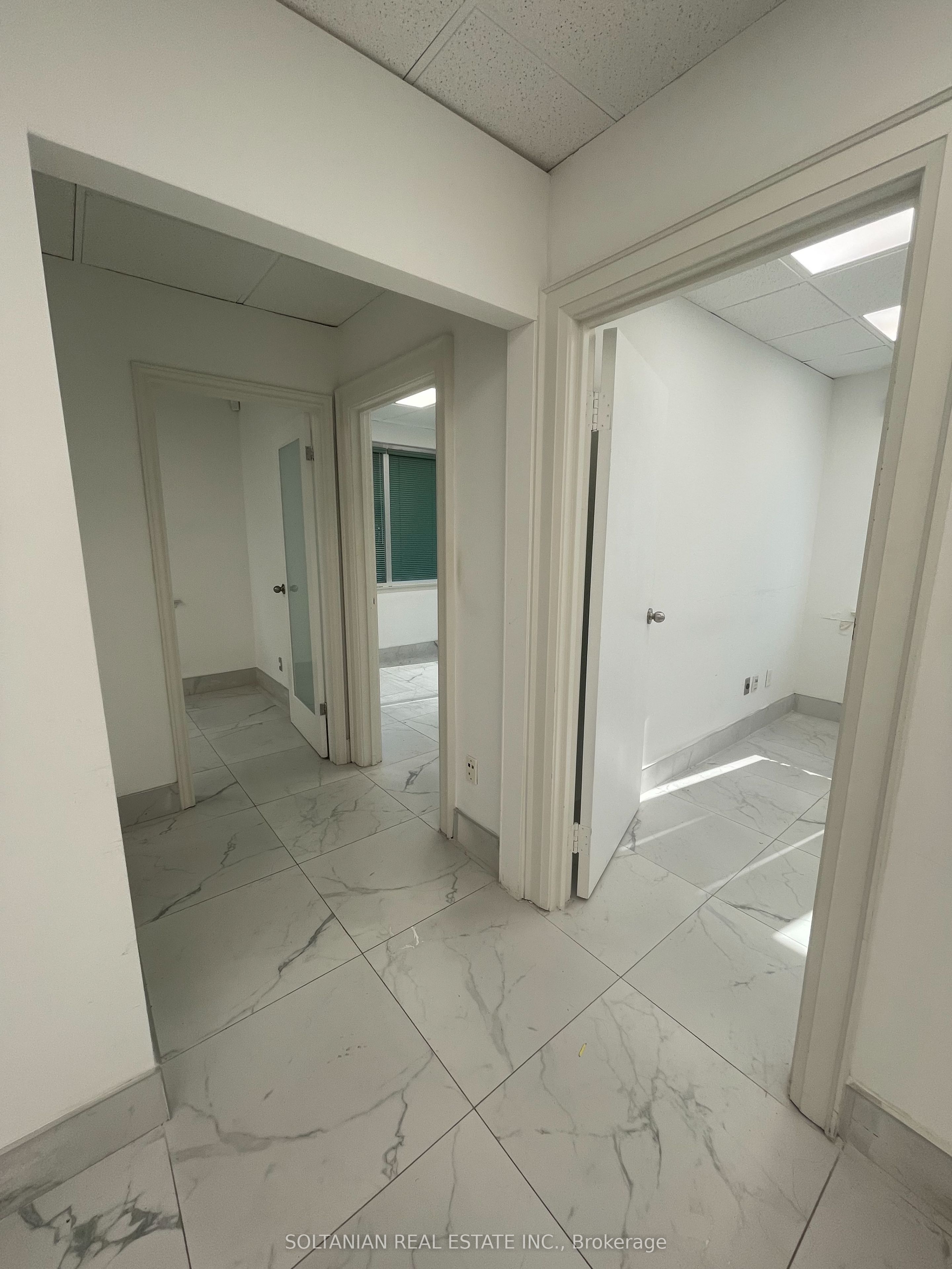 175 Willowdale Avenue, #202