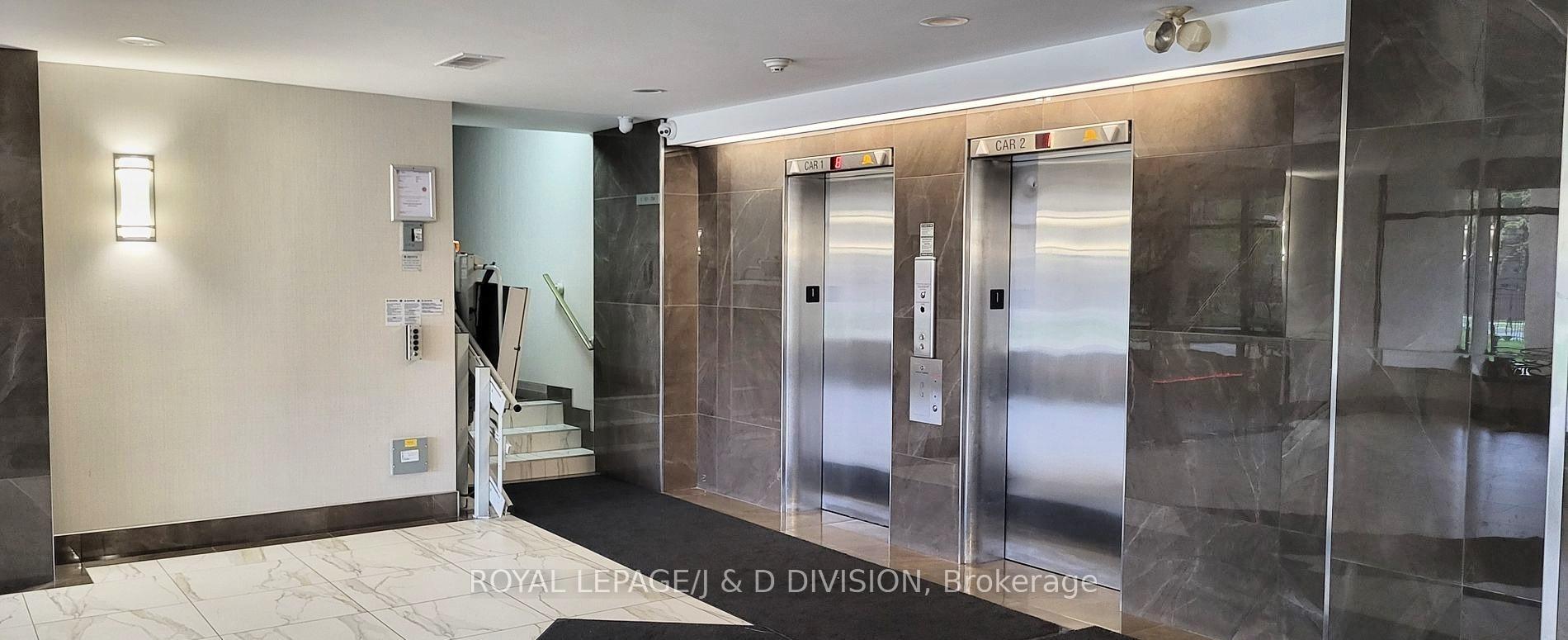 3 Bedrooms Condo at 130 Neptune, Toronto For sale