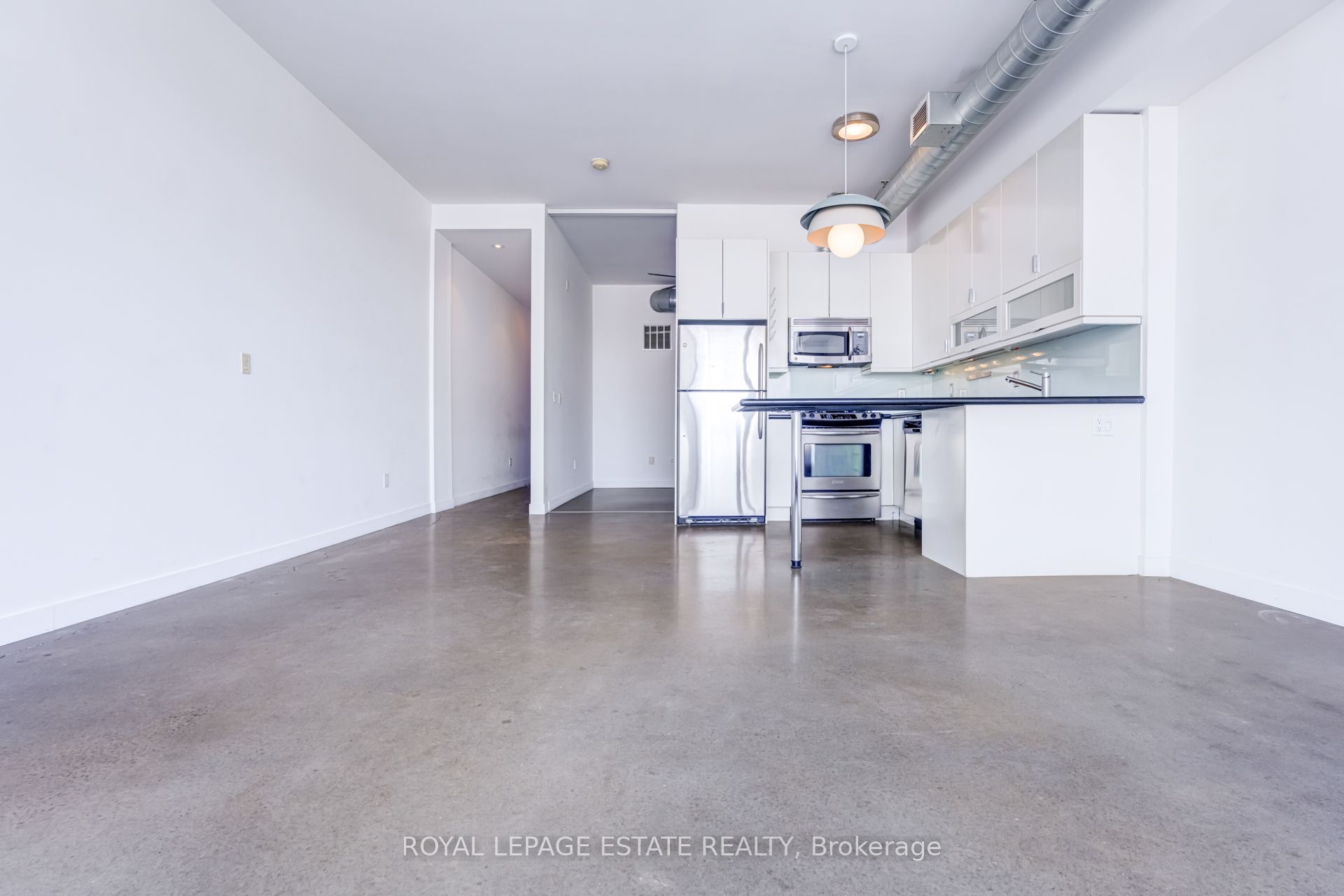 747 Queen Street E, #403