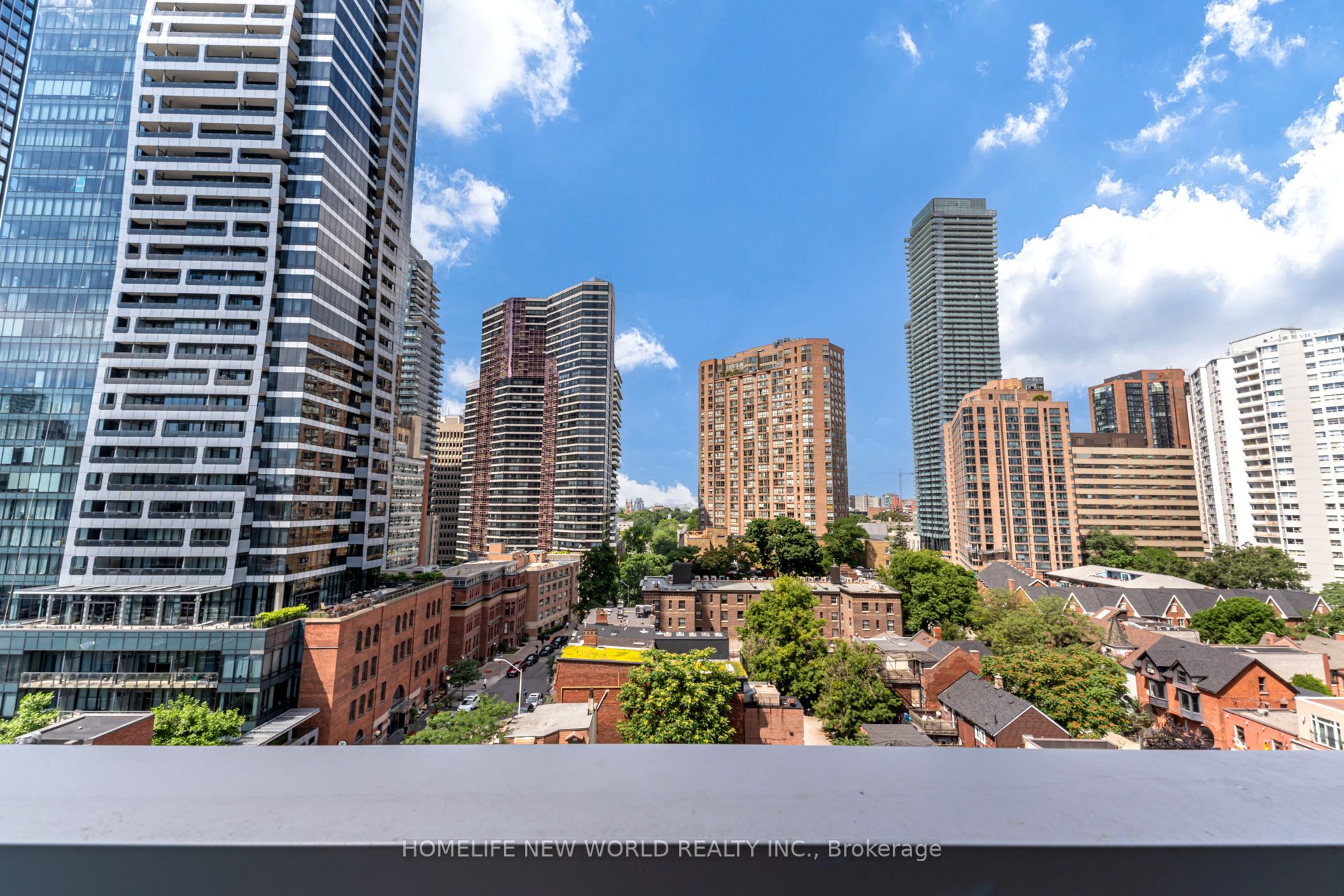 1 Gloucester Street, #915