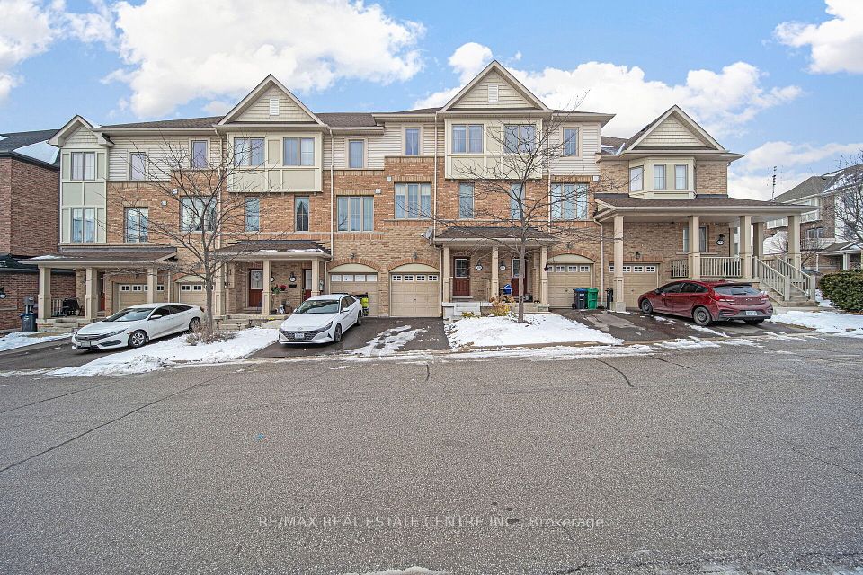 103 Cedar Lake