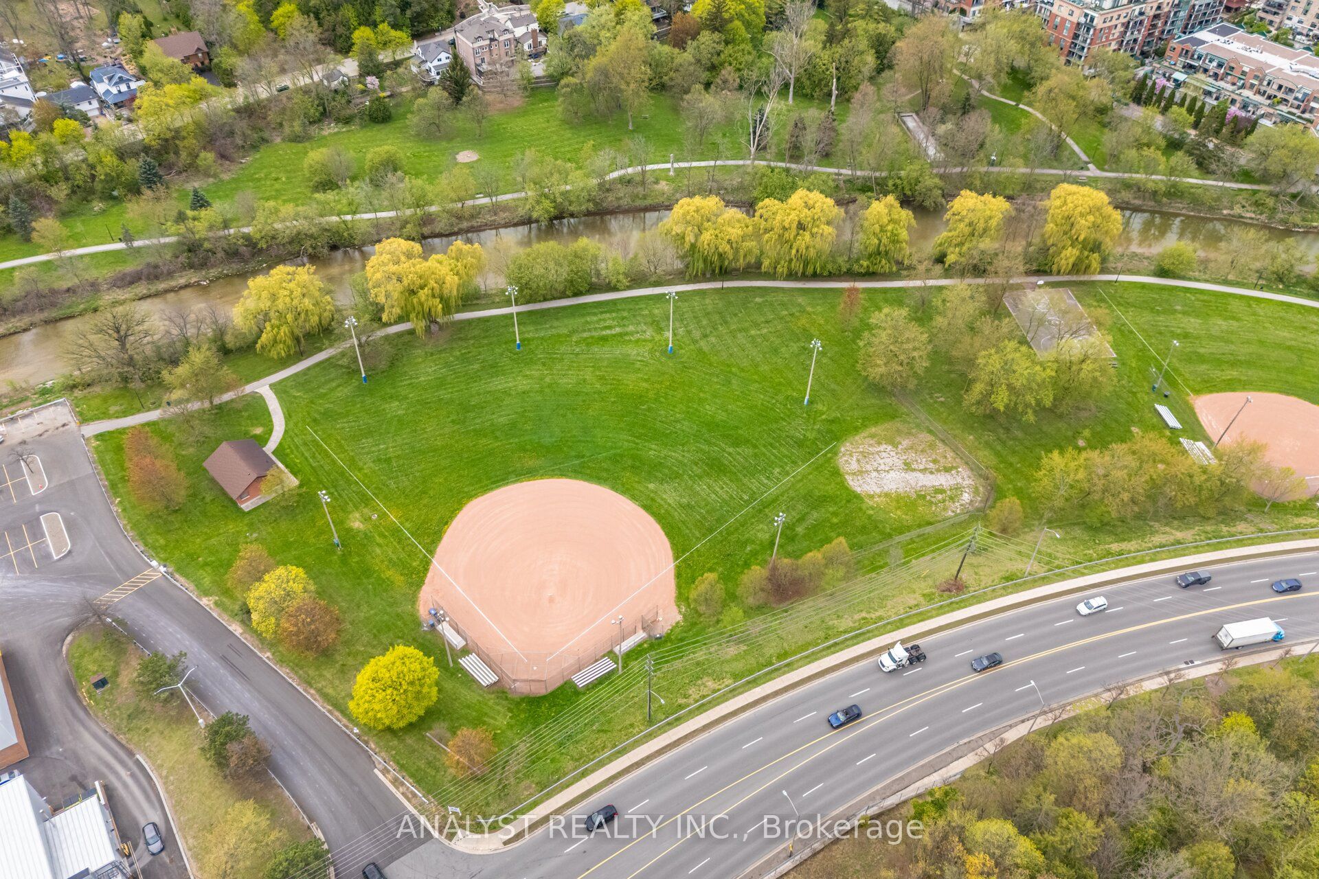 219 Woodbridge Avenue, #1