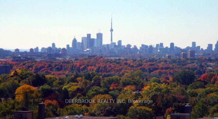 3 Bedrooms Condo at 1338 York Mills, Toronto For sale